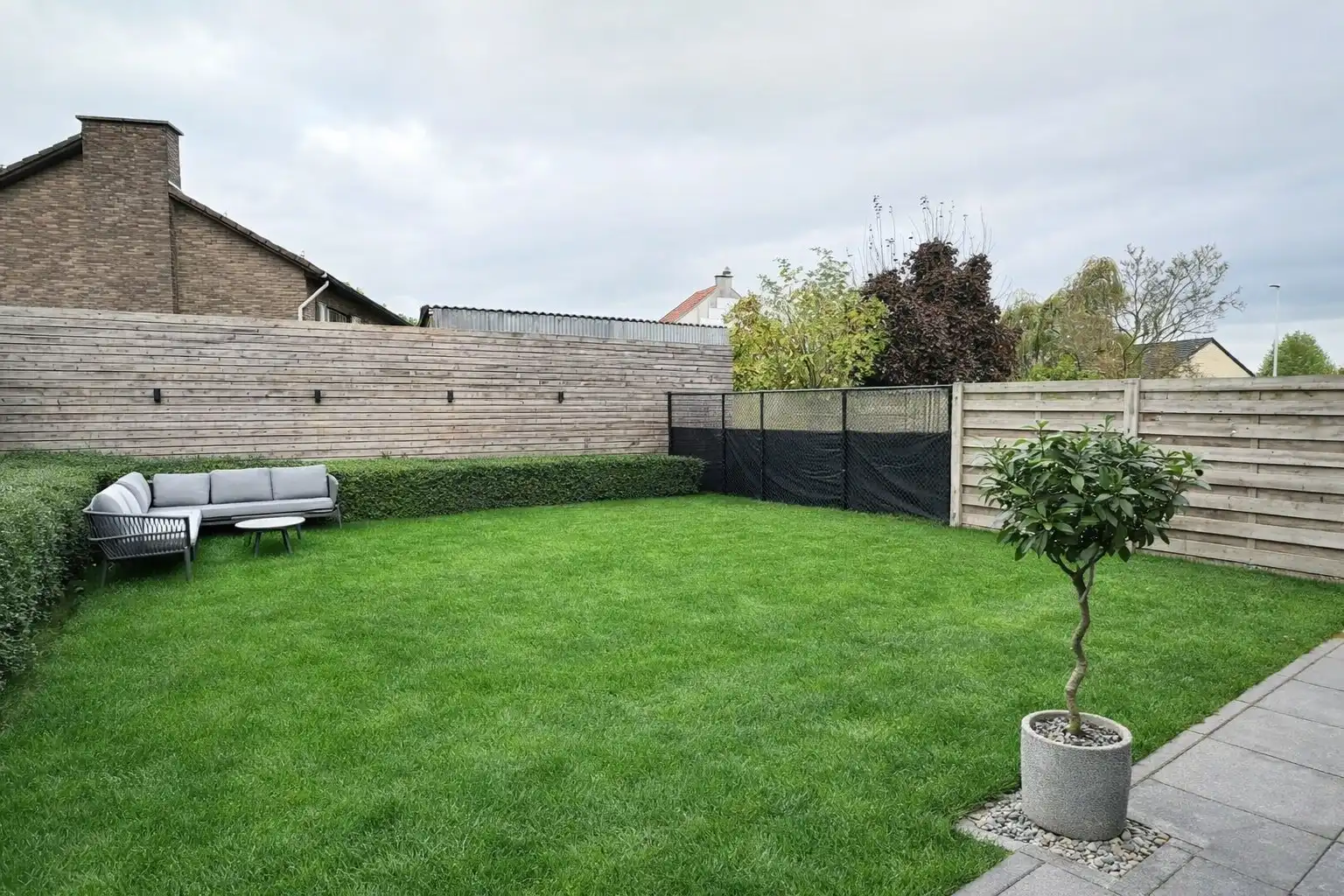 Recente woning in pastorijstijl op een rustige, groene locatie VERKOCHT ONDER REGISTRATIERECHTEN foto 13