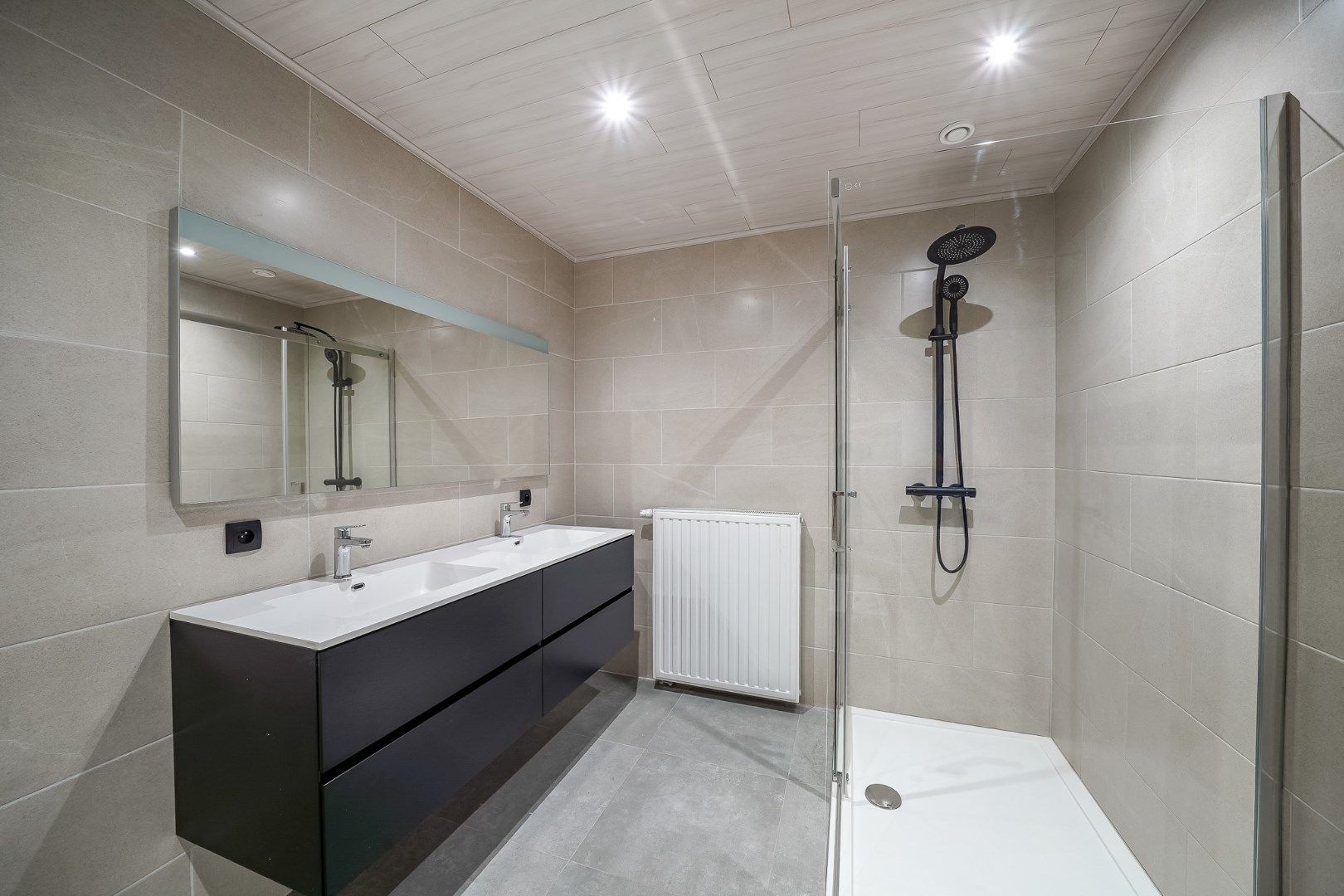 Gerenoveerde woning op een rustige locatie te Westkerke foto 6