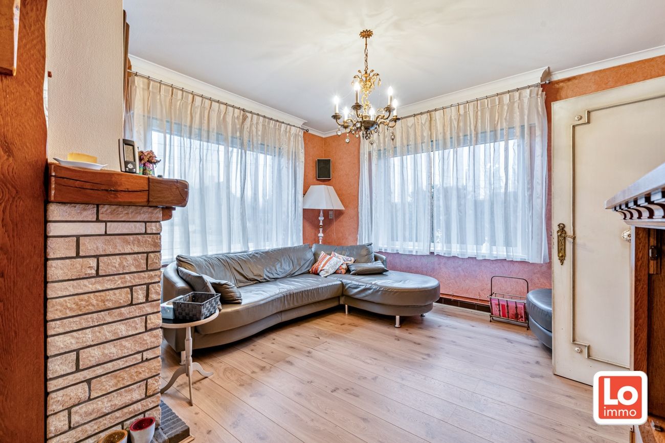 VERKOCHT! Te renoveren open bebouwing op een makkelijk bereikbare locatie in Beervelde. foto 7