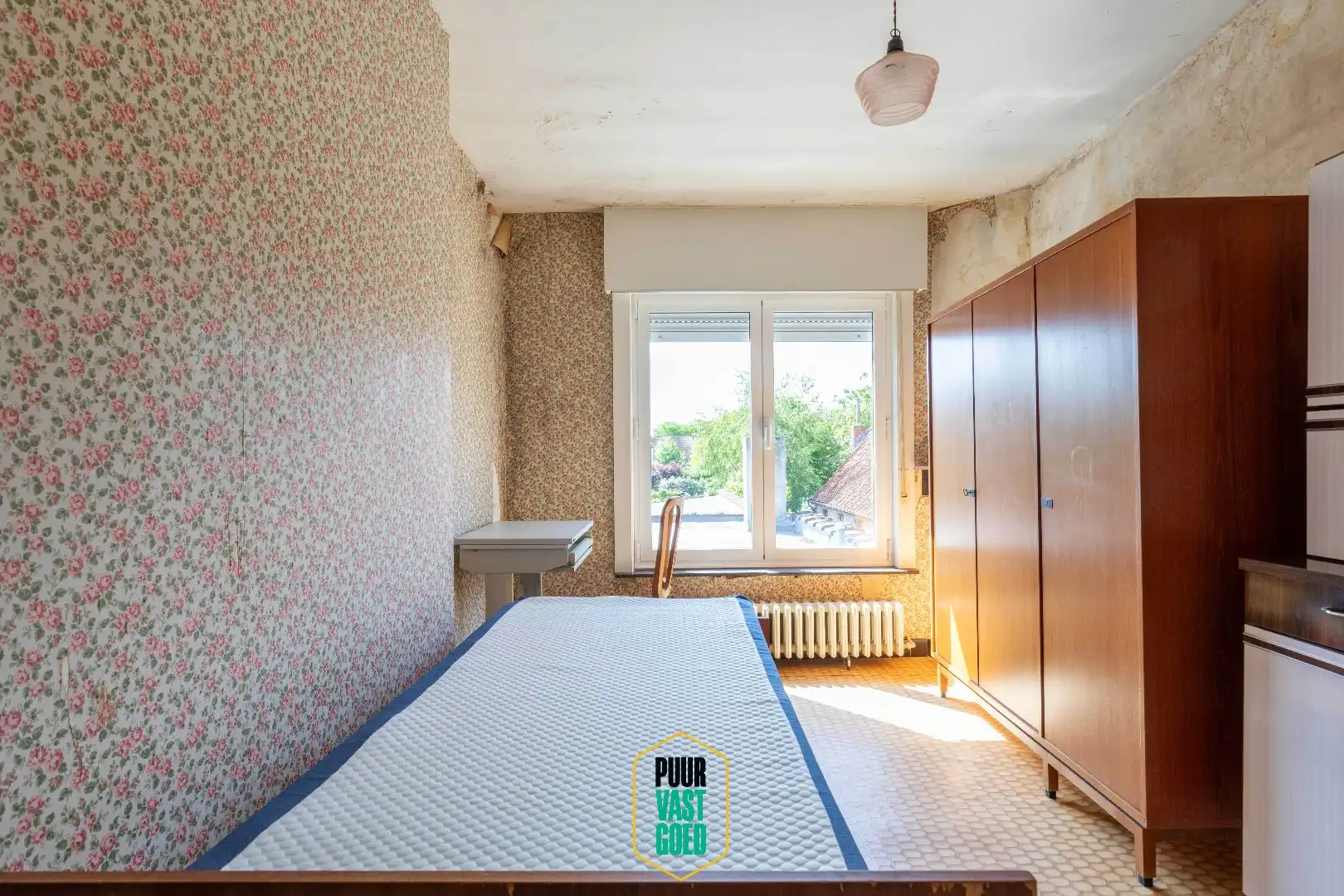 Degelijk halfopen woonhuis  met aparte boei en zuidgerichte tuin, op 534 m² grond foto 20