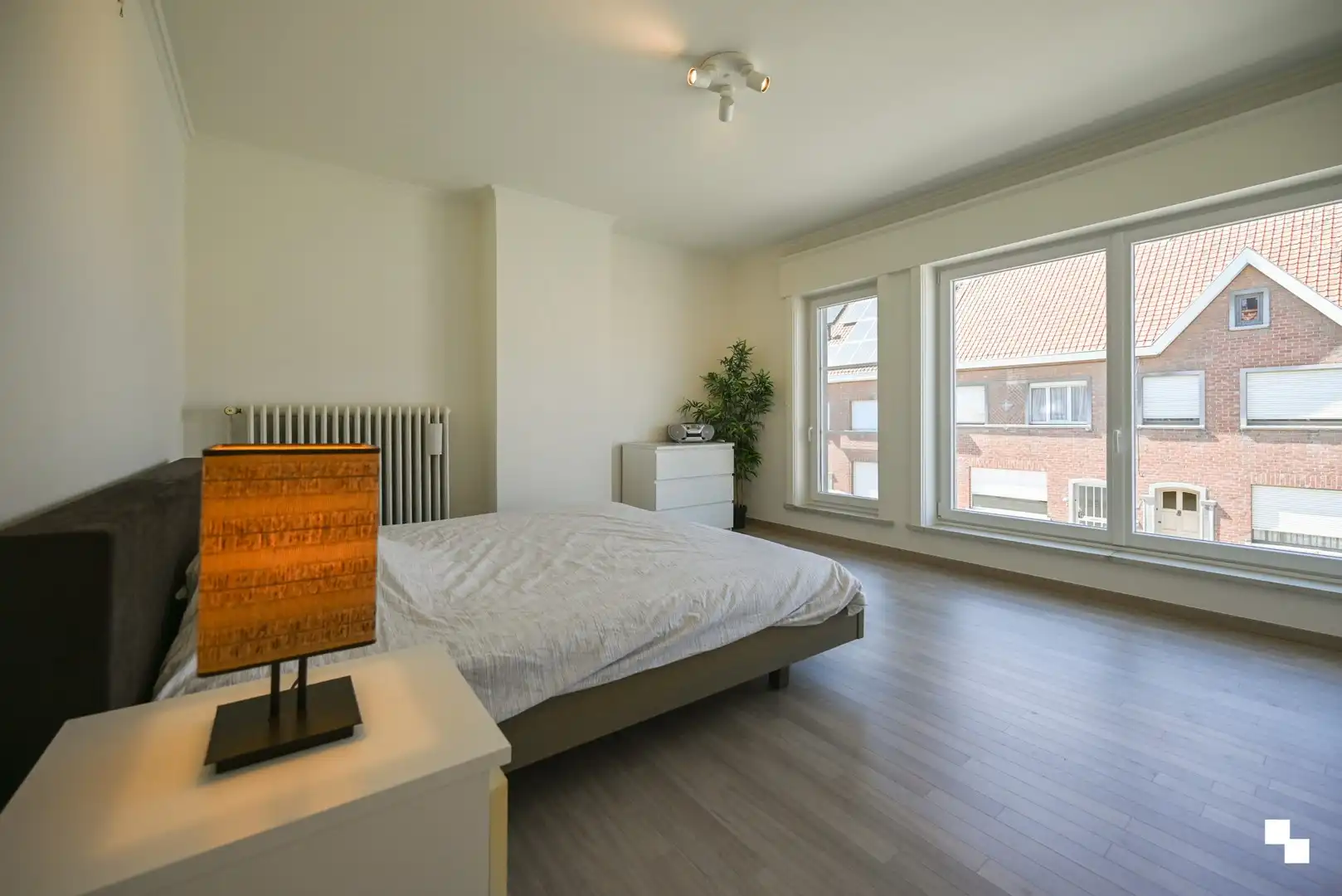 Zeer verzorgde eengezinswoning met drie slaapkamers en garage foto 25