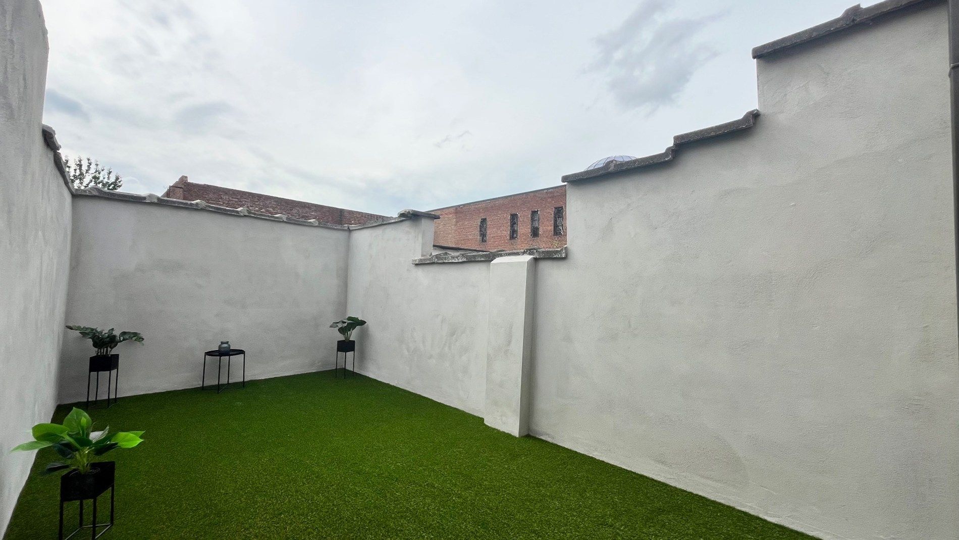 Grote woning met 3 kamers, veel bergruimte en een stadstuin foto 4