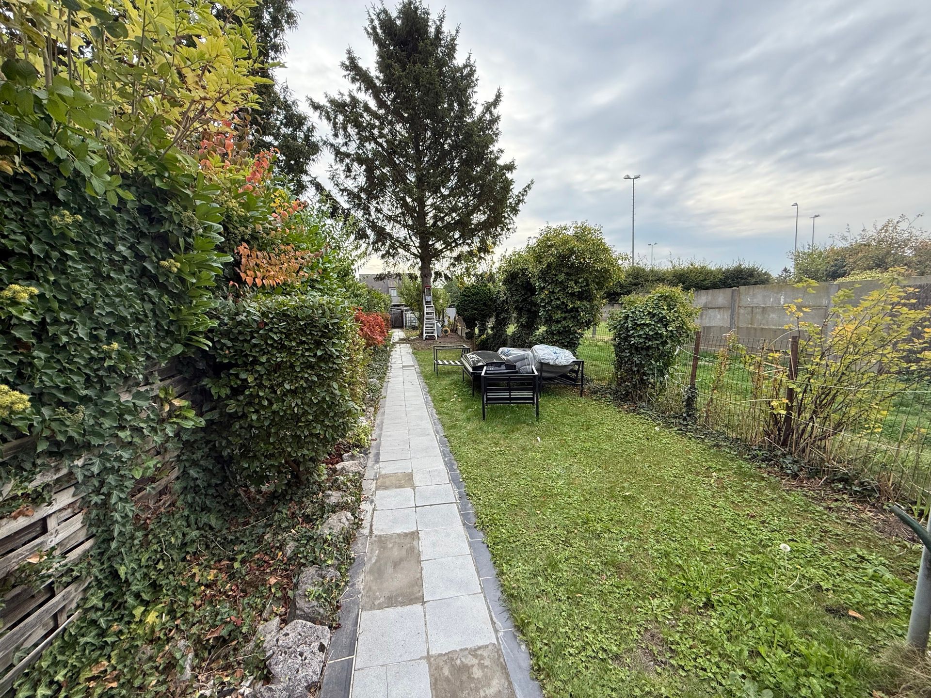 ERPE - Ruime, gerenoveerde woning met apart bureau/studio. foto 31