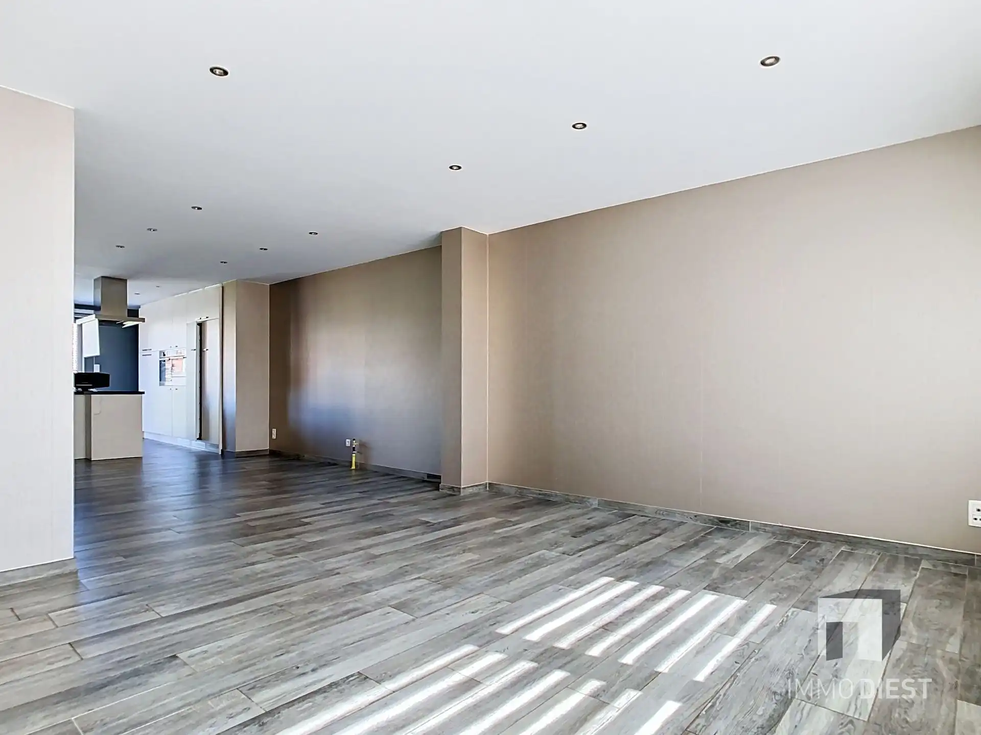 Volledig gerenoveerde halfopen woning +  EPC A foto 9