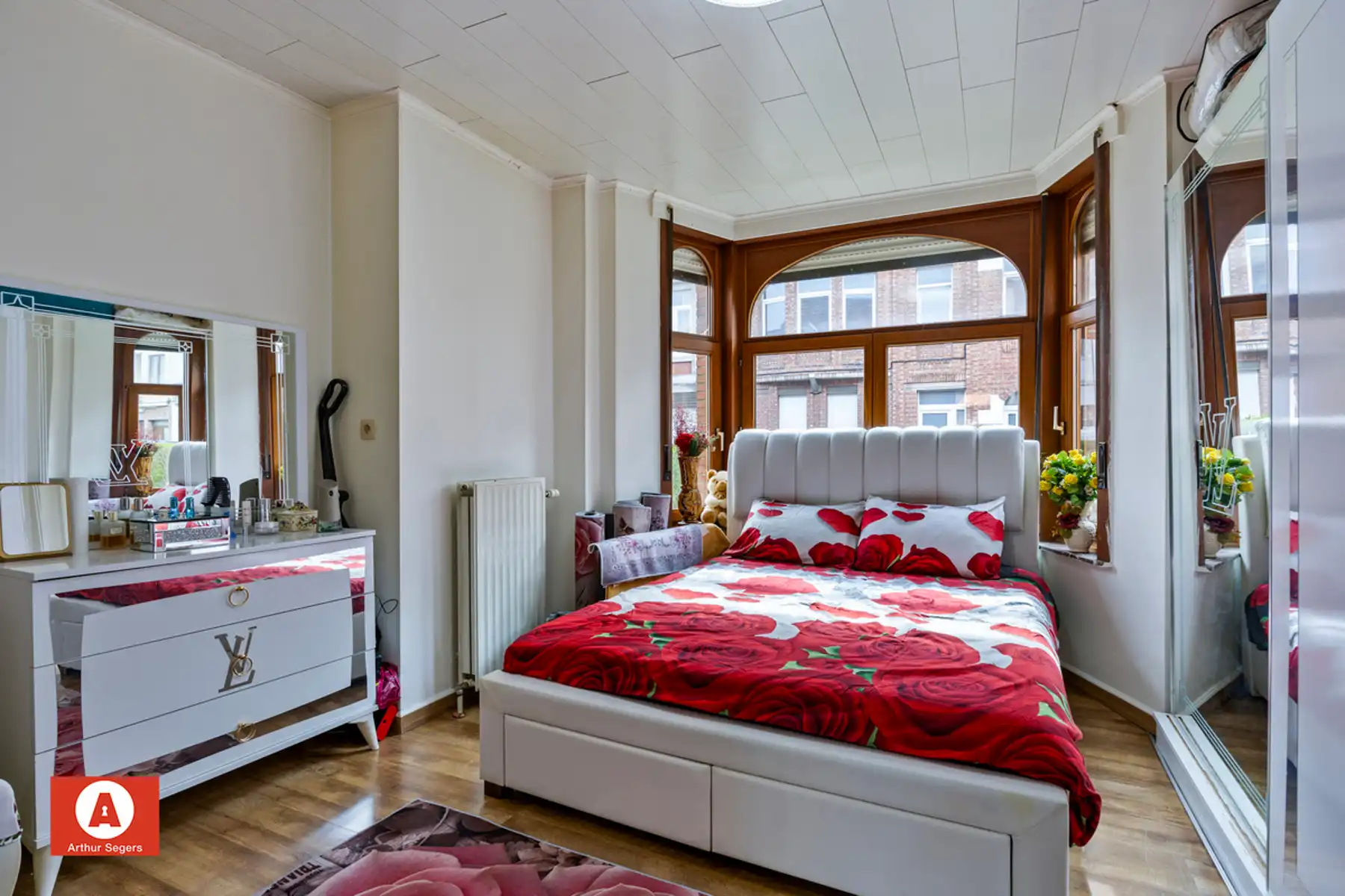 Woonhuis opgesplitst in 2 appartementen/woon-entiteiten foto 8