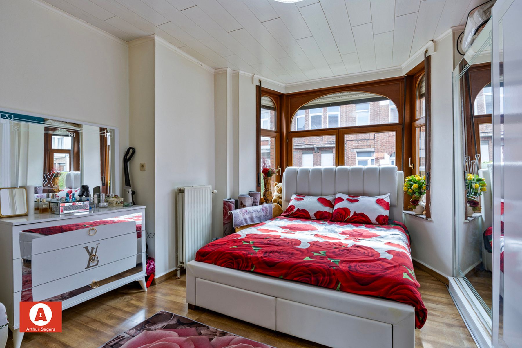 Woonhuis opgesplitst in 2 appartementen/woon-entiteiten foto 8