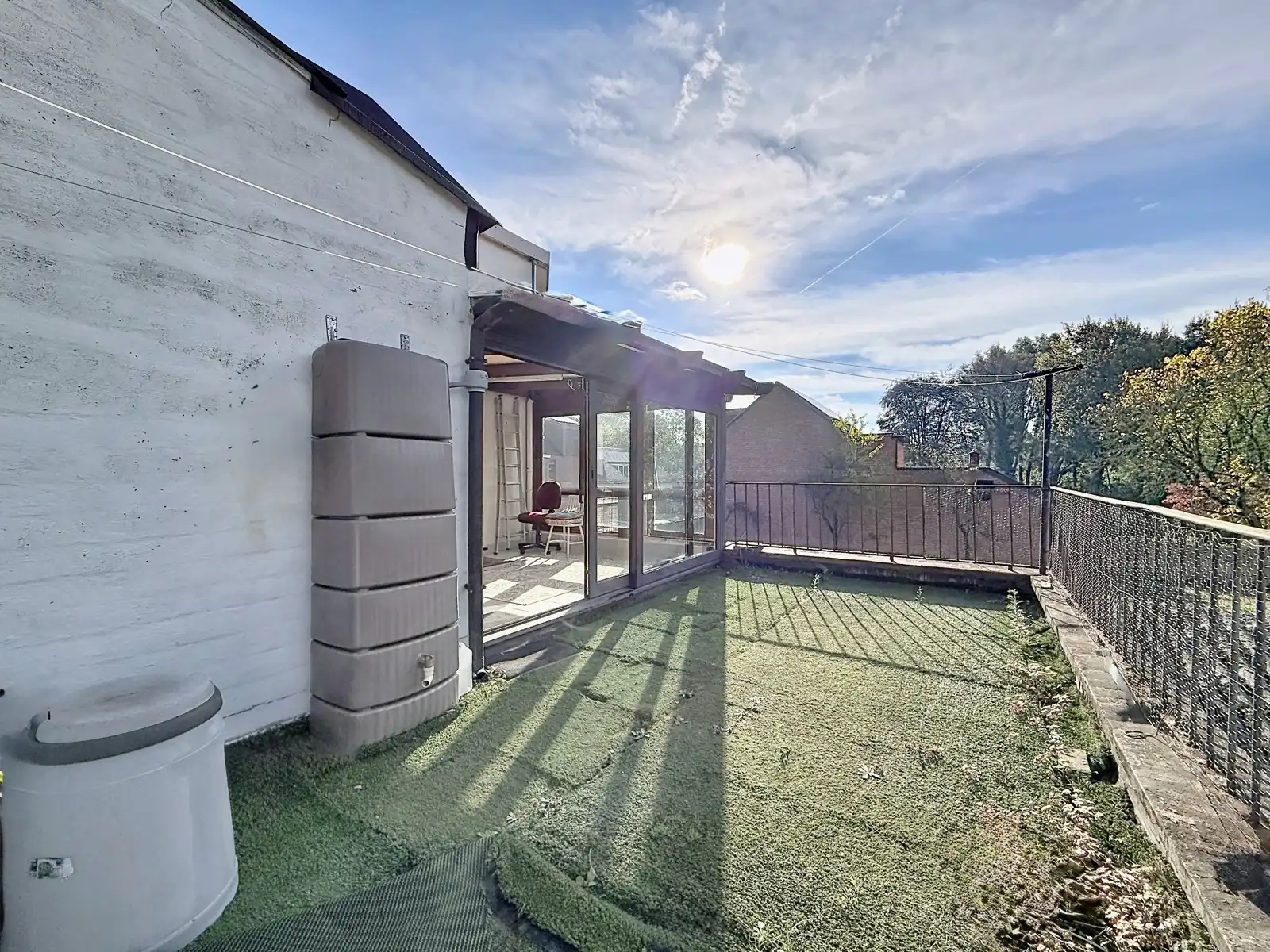 Ruime woning met 2 SLPK, Garage én Werkplaats/Magazijn! foto 14
