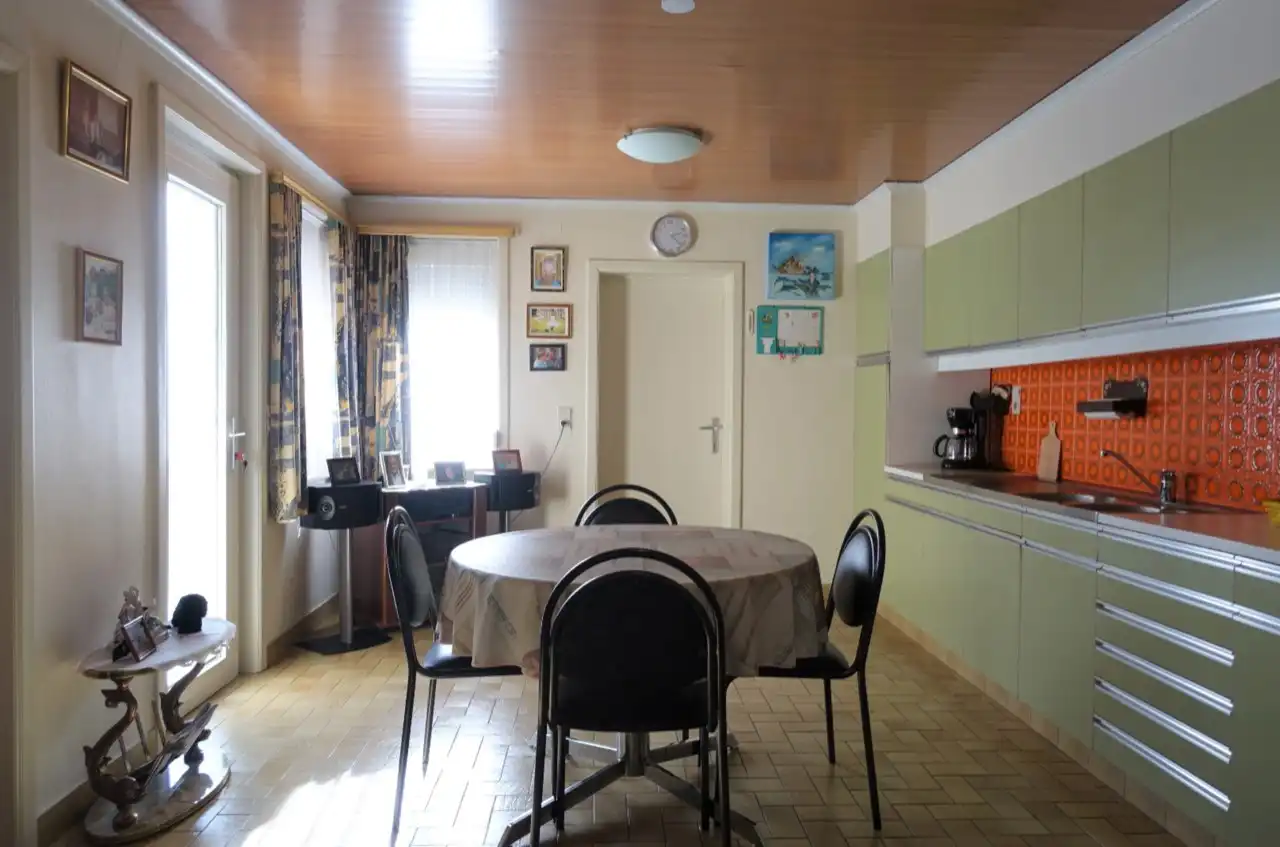 Jabbeke: HOB met 4 slpk en garage foto 4