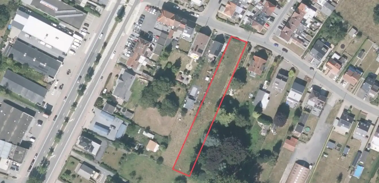 OB Bouwgrond van 19a24ca en Zuidgerichte tuin te koop in een landelijke en residentiële omgeving foto {{pictureIndex}}