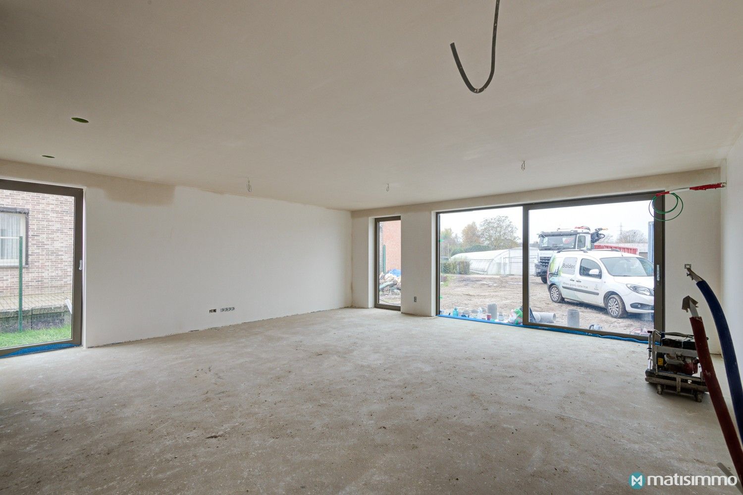 GELIJKVLOERS APPARTEMENT MET 3 SLAAPKAMERS IN NIEUWBOUWPROJECT "BELISA" IN MUNSTERBILZEN foto 6