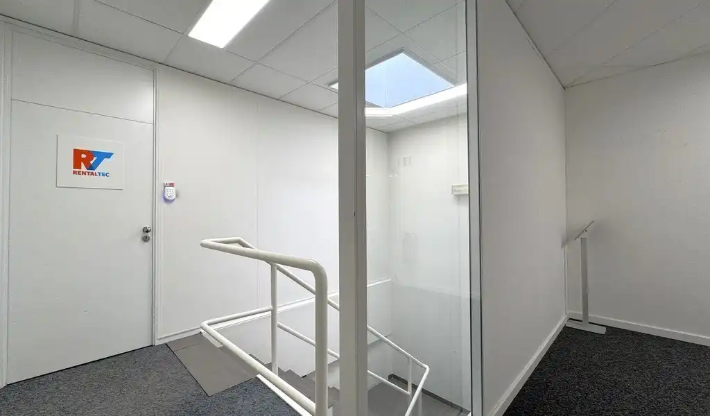 Instapklaar kantoor te huur in industriezone Mechelen-Noord  foto 13