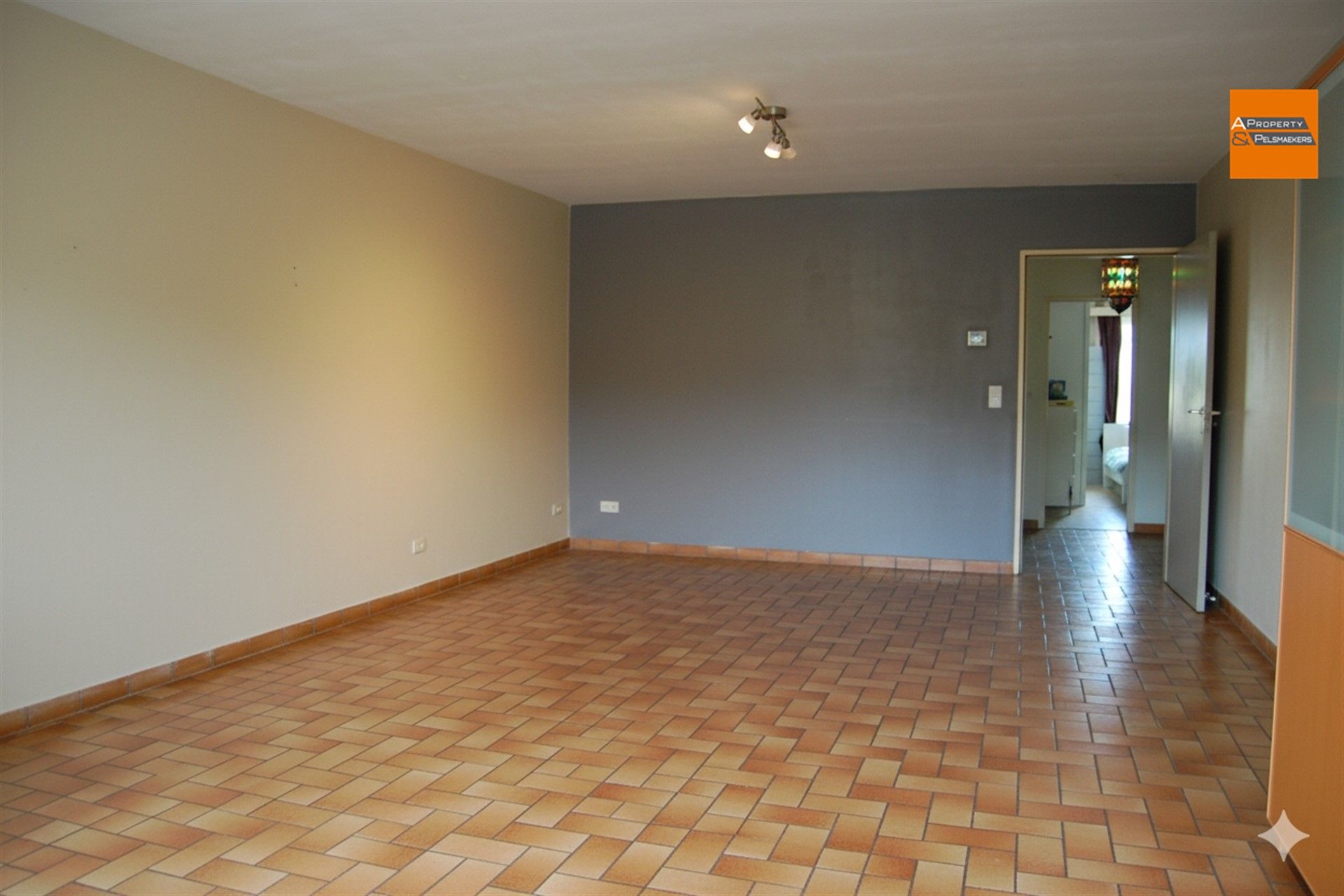 Gelijkvloers appartement met twee slaapkamers en garagebox. foto 5