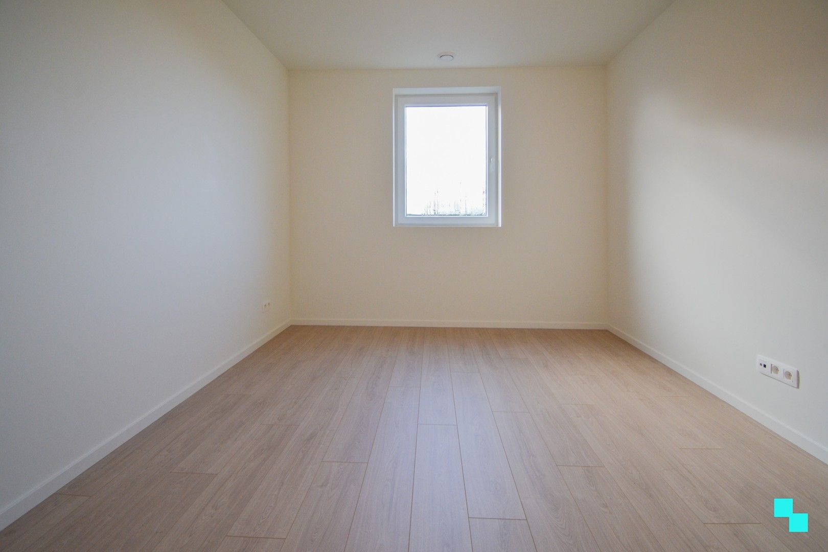 Volleidg afgewerkte nieuwbouwwoning met carport te Sleihage foto 15