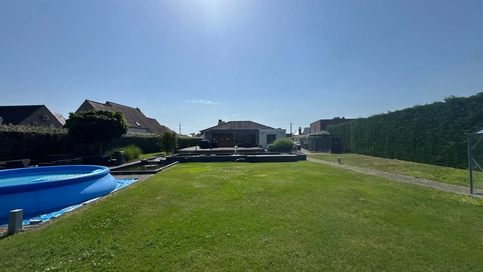 Vrijstaande gelijkvloerse woning op een perceel van 18a30ca. foto 31
