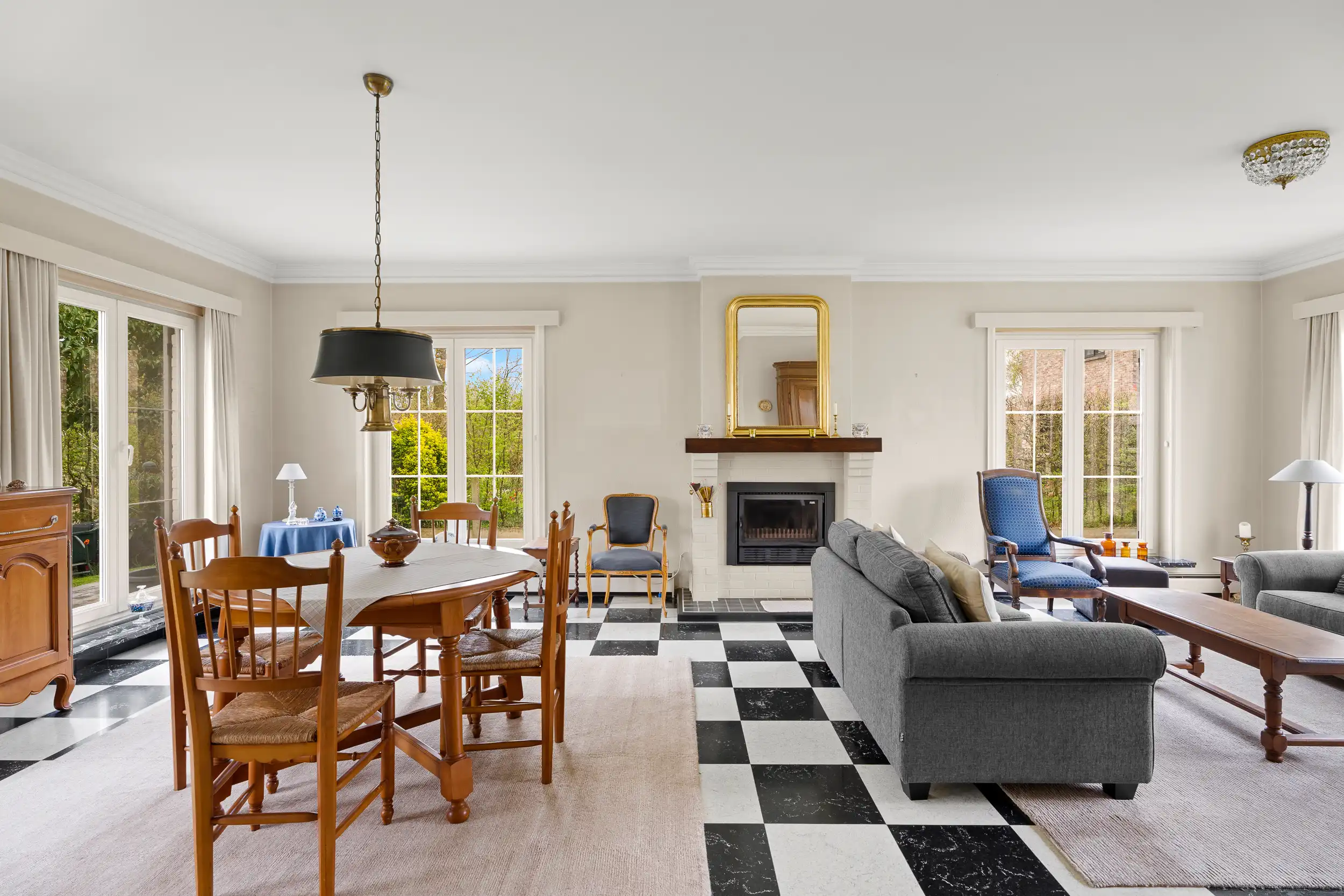 Karaktervolle villa op toplocatie nabij de oude Leiearm foto 3