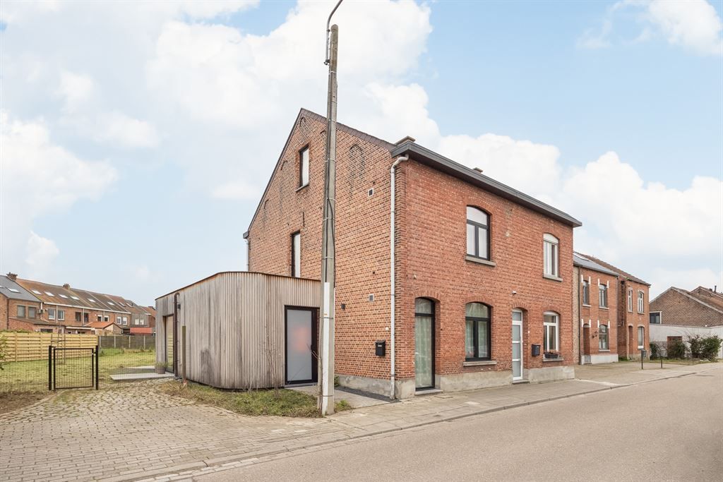 Karaktervolle, gerenoveerde woning op fietsafstand van Leuven!  foto {{pictureIndex}}