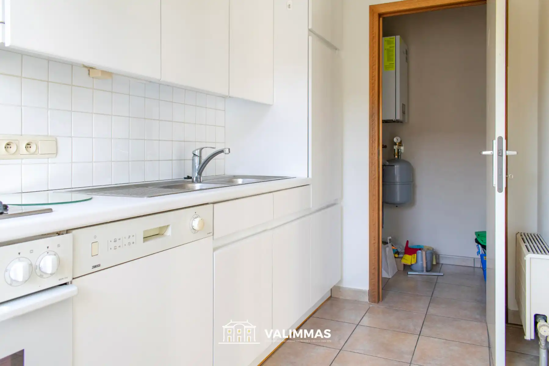 Verzorgd & instapklaar appartement met 2 terrassen, kelder.. foto 8