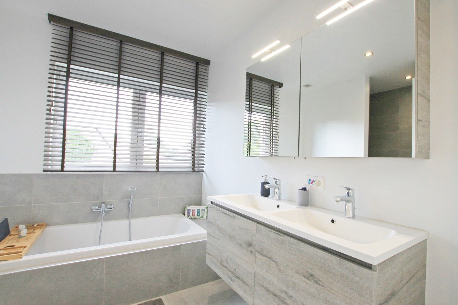 Instapklare recente woning met zuidgerichte tuin op toplocatie foto 11