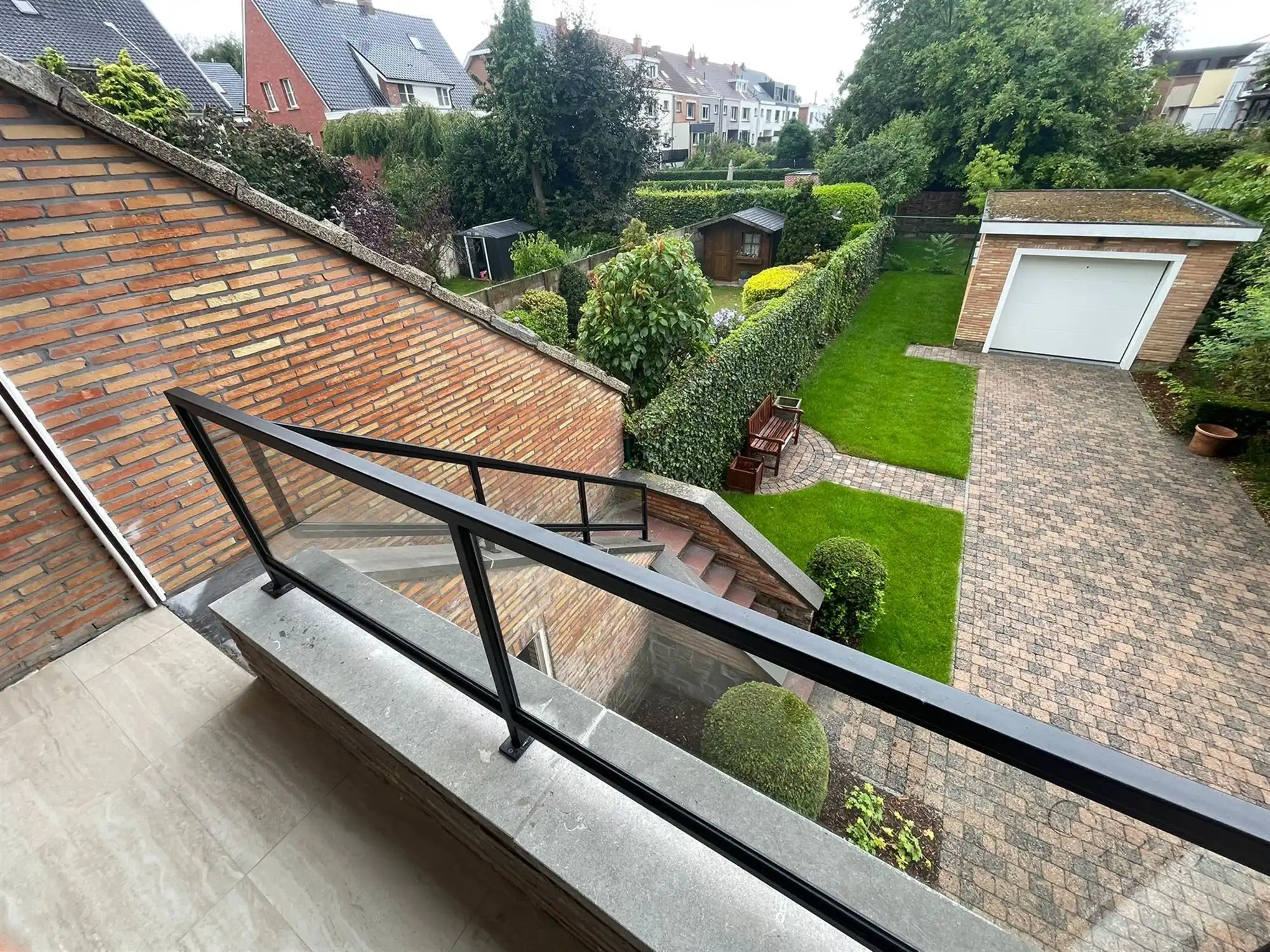 Vrijstaande woning met 3 slpks + mogelijkheid vrij beroep. foto 2