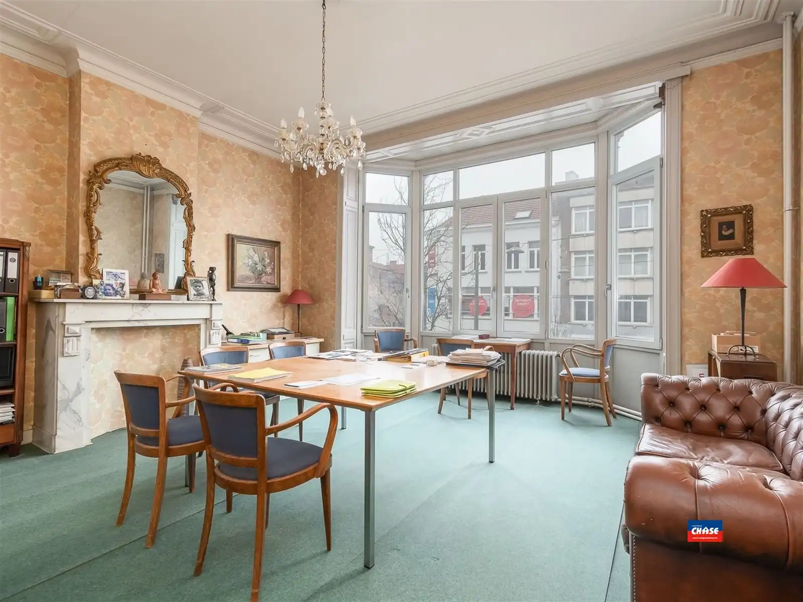 Handelshuis met 7 slaapkamers en tuin foto 15