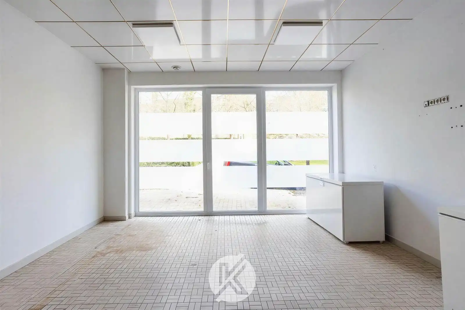 Veelzijdige woning op het dorpsplein foto 17