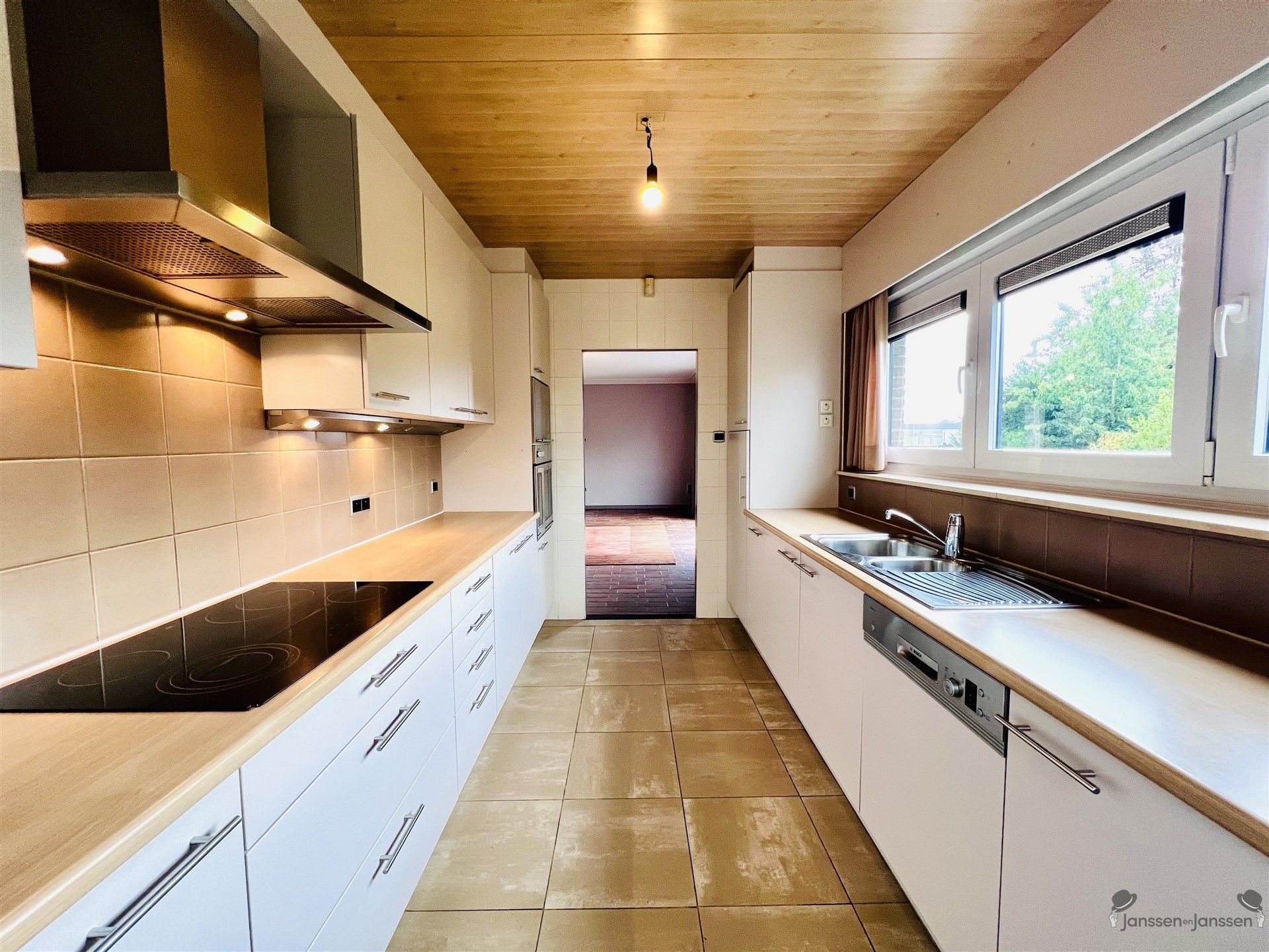 Authentieke villawoning met magnifieke tuin in Vlassenbroek!  foto 12