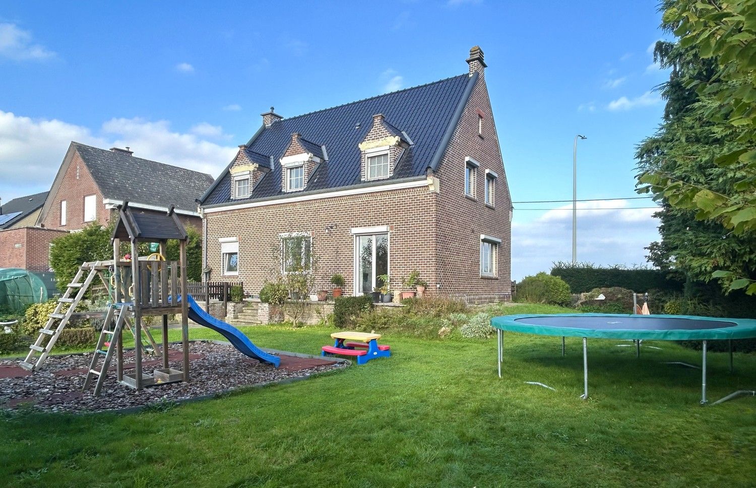 Woning met 5 slaapkamers en 2 badkamers te Herent foto 2