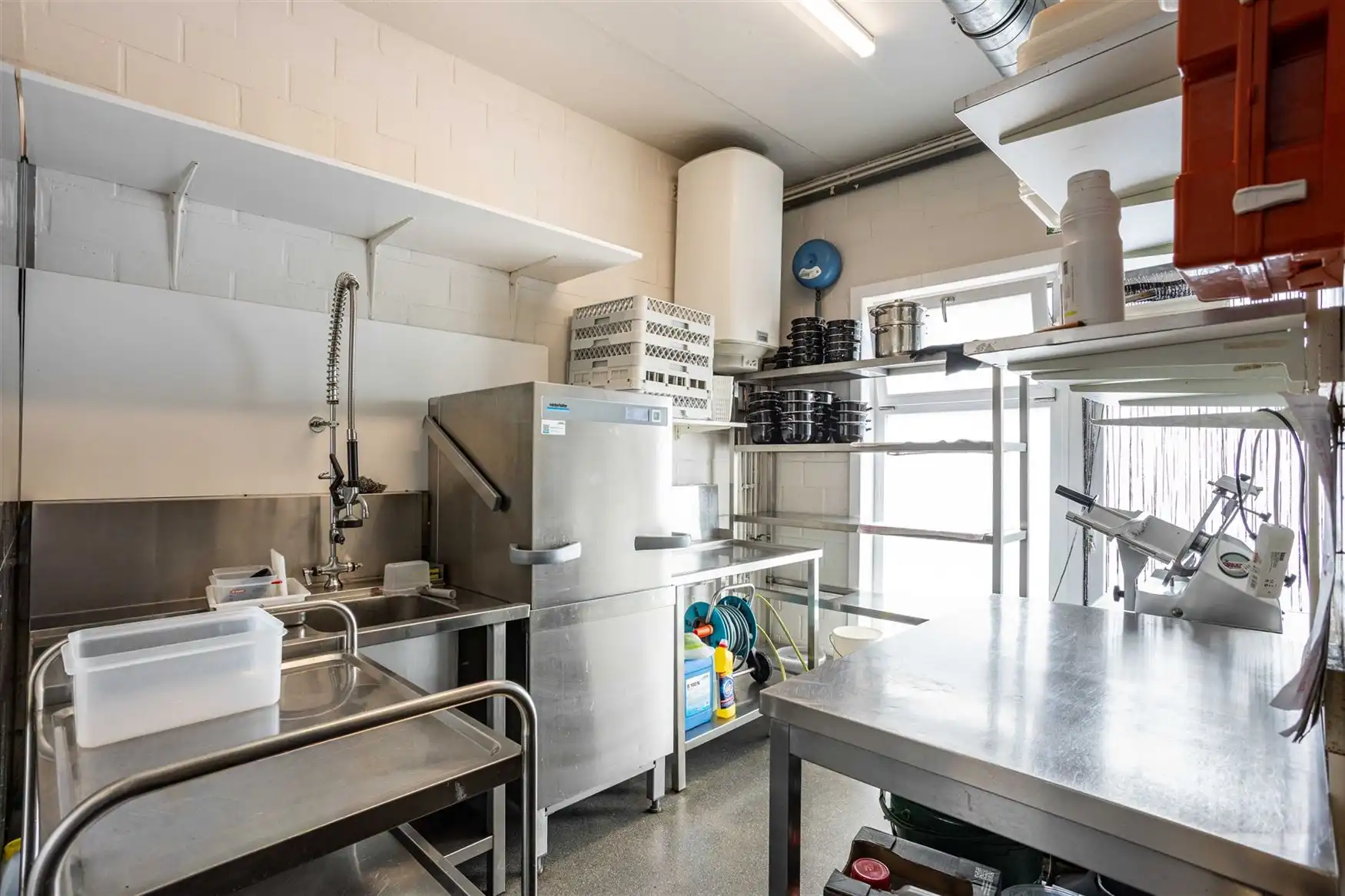 Handelspand met rendement op toplocatie in Wondelgem foto 10