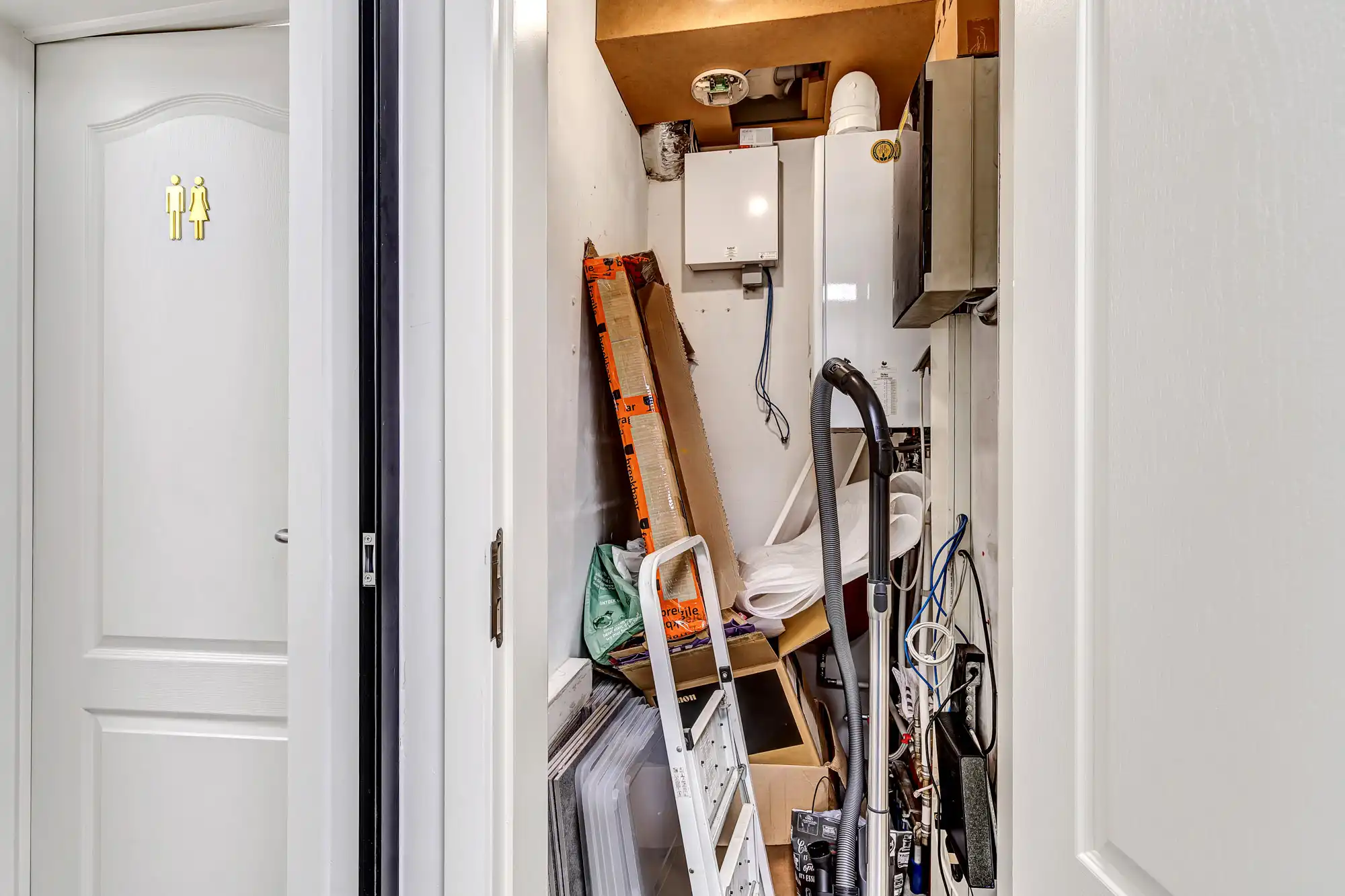 Commercieel gelijkvloers te centrum Ninove foto 15