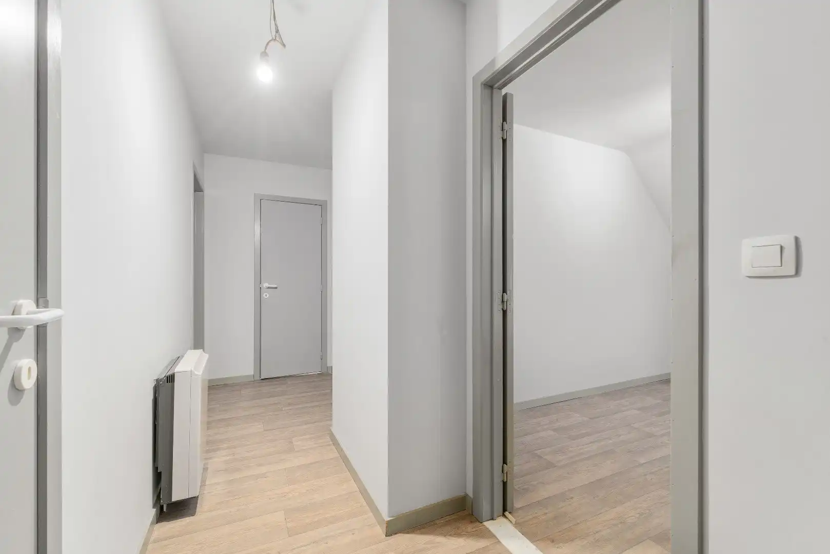 Ruim duplex appartement met 3 slaapkamers en garage te Lokeren foto 13