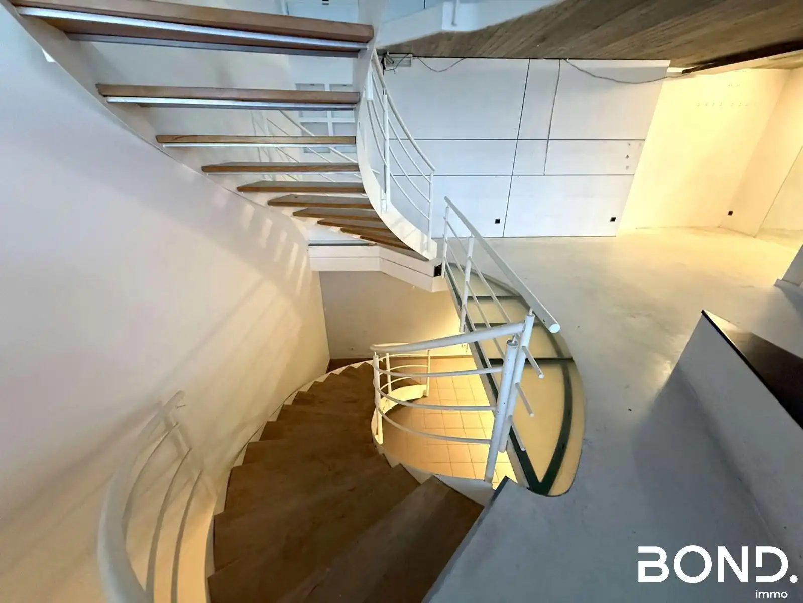 Handelsgelijkvloers tussen Bondgenotenlaan en Diestsestraat foto 8