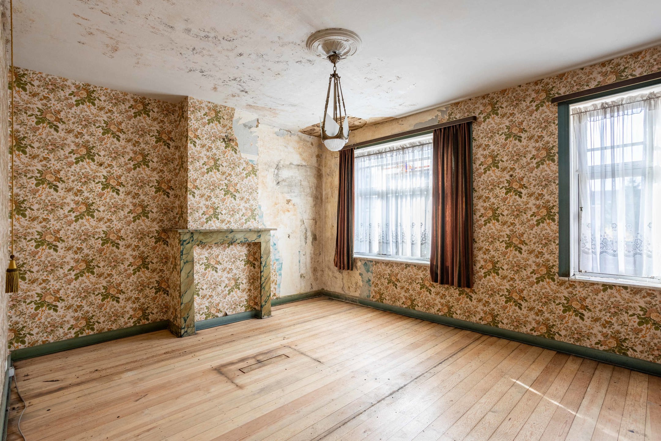 Authentieke woning met 4 slaapkamers te koop in Ronse foto 12