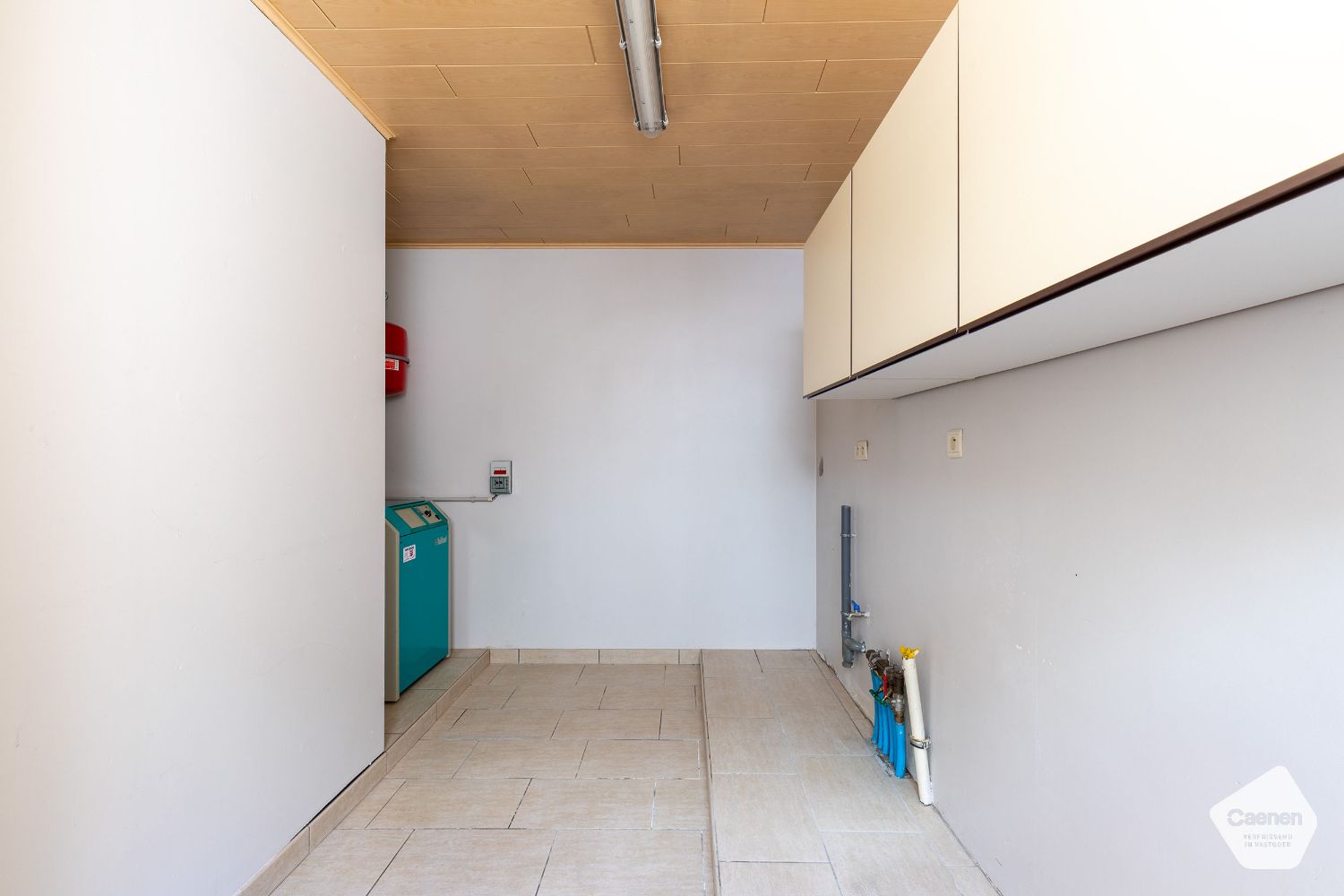 MOOIE VEELZIJDIGE & RUIME HALF-OPEN WONING in het centrum van Ruddervoorde met GARAGE foto 8