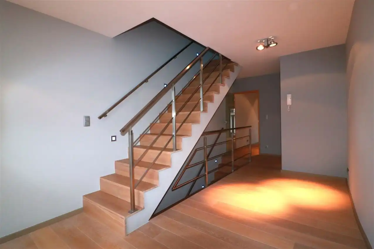 Moderne stadswoning met groot dakterras te midden van centrum foto 20