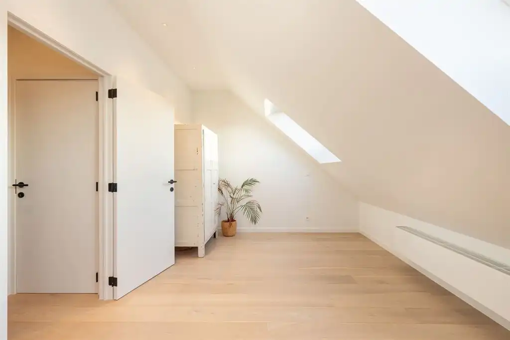 Gerenoveerd duplex appartement met terras foto 14