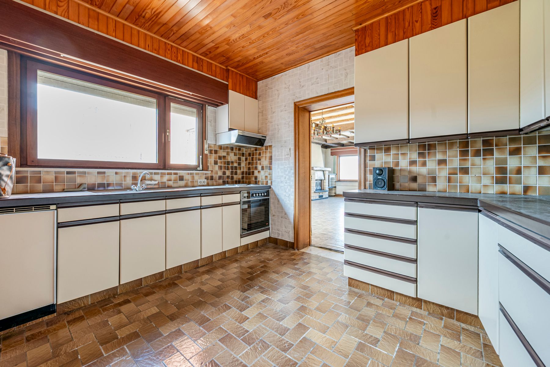 Zeer ruime woning met diverse mogelijkheden foto 13