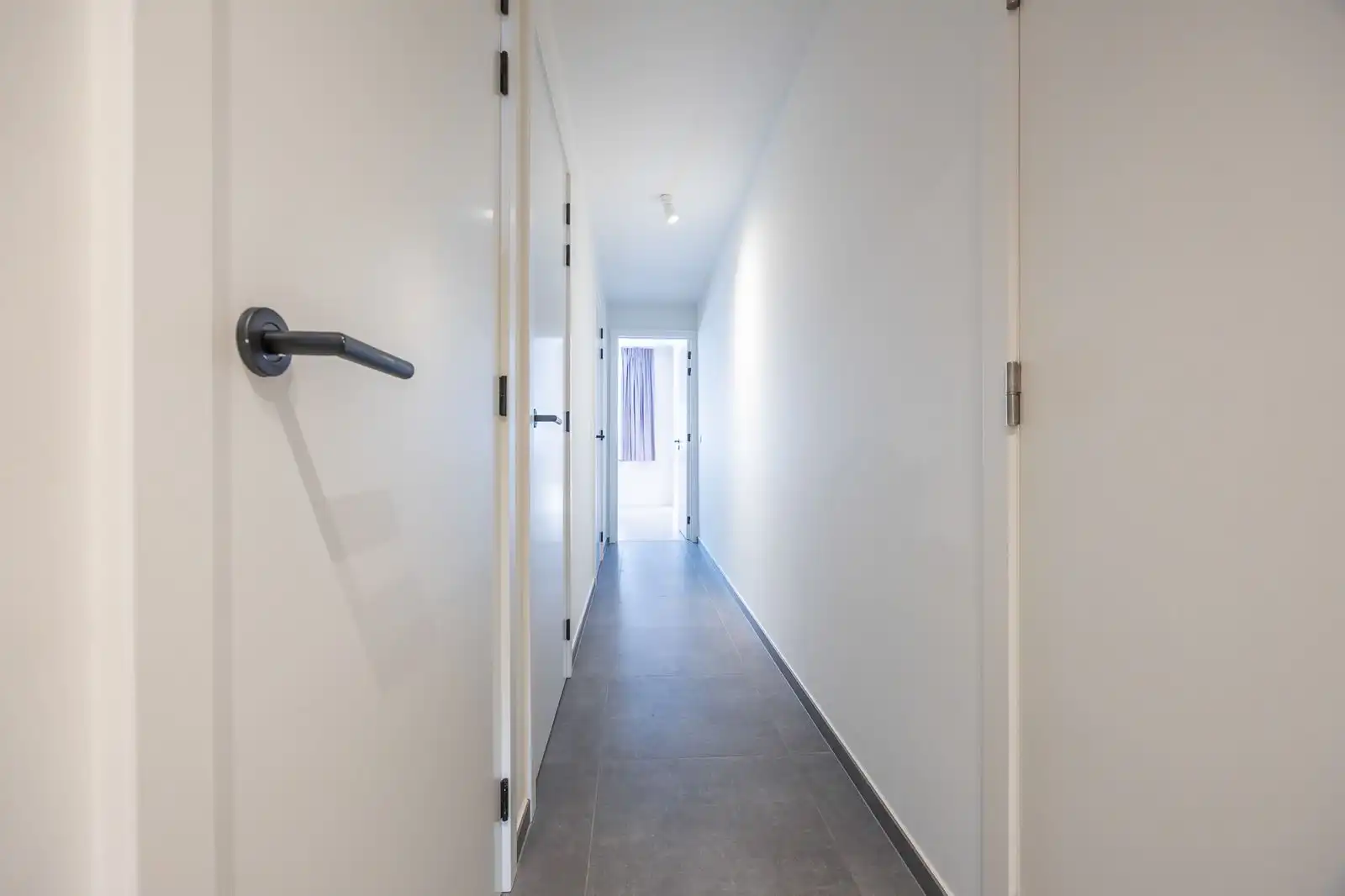 ​​​​​​​Ruim gelijkvloers appartement met 2 slaapkamers, groot terras en tuin in residentie El Rincon foto 8