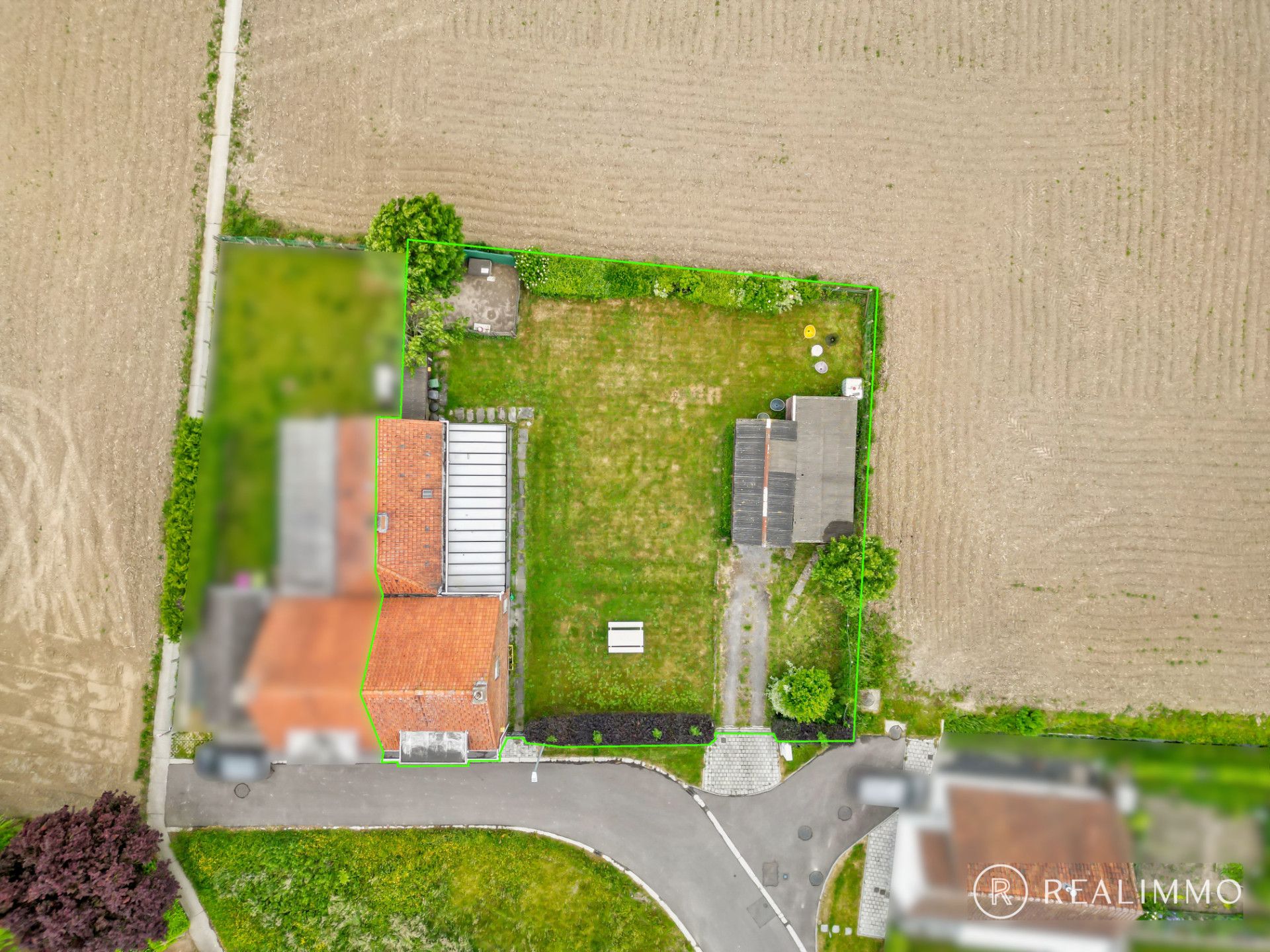 Charmante halfopen woning op toplocatie! foto 15