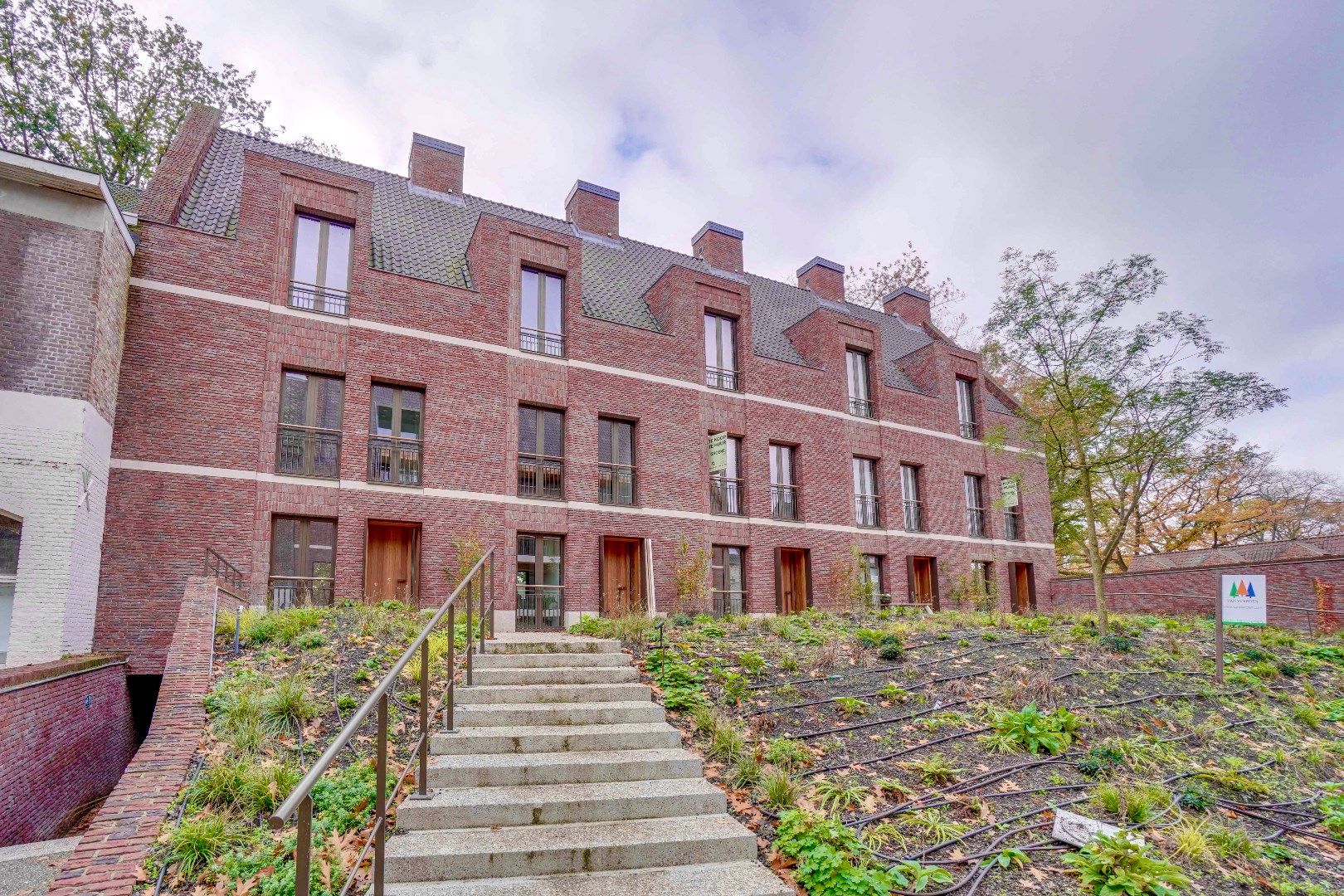 Prachtig triplex-appartement in residentie "De Groene Wal" foto {{pictureIndex}}