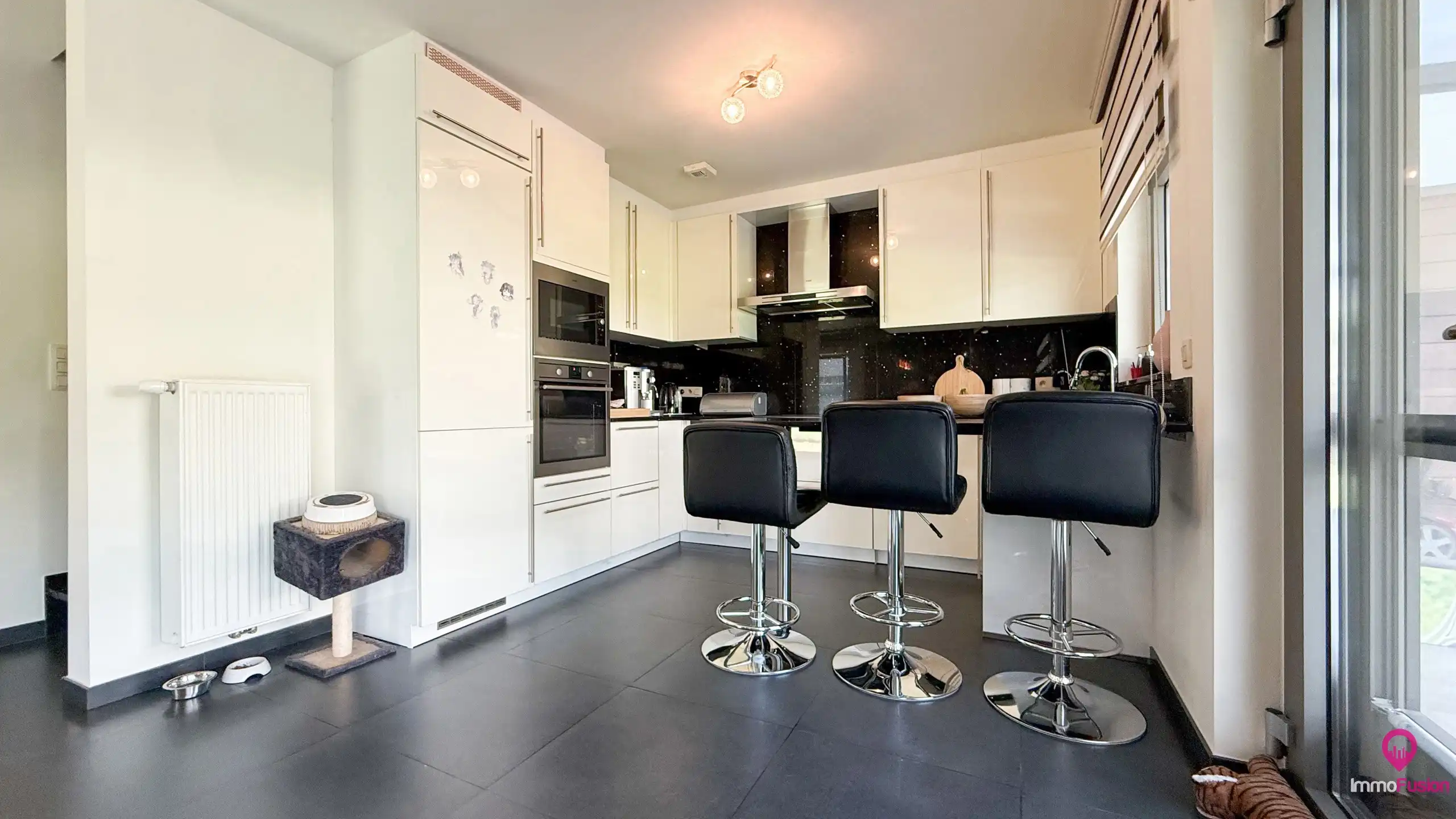 Nieuwbouwwoning met 4 slaapkamers, tuin en garage te Genk! foto 8