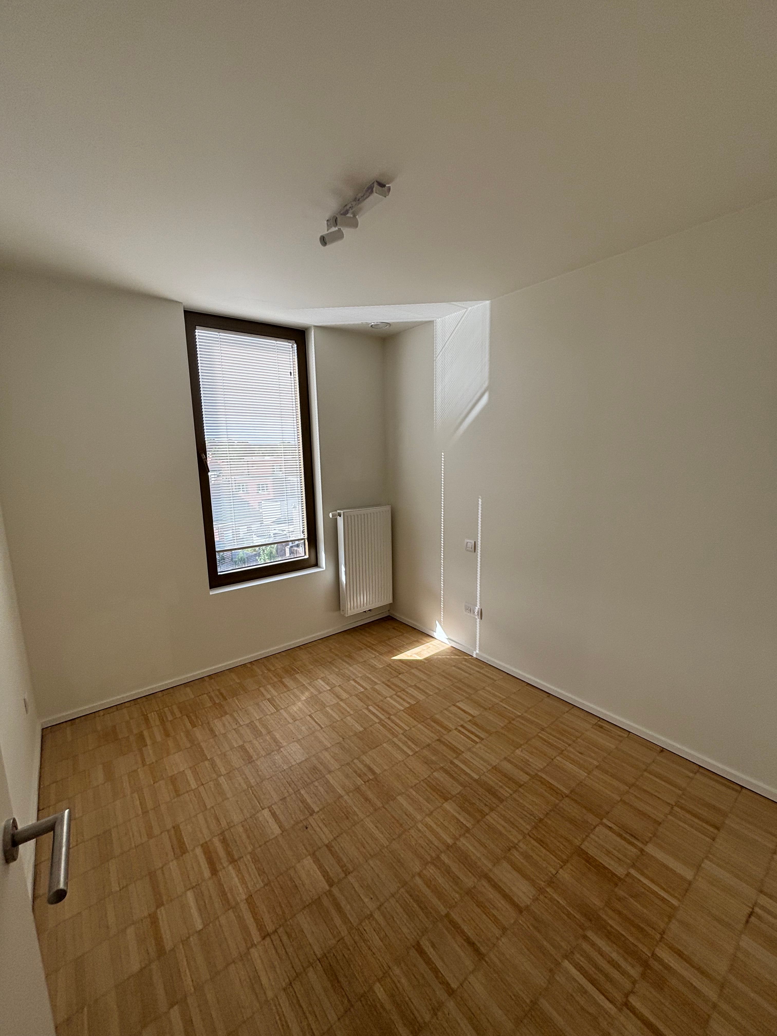Lichtrijke, moderne en energiezuinige penthouse te koop in Roeselare foto 10