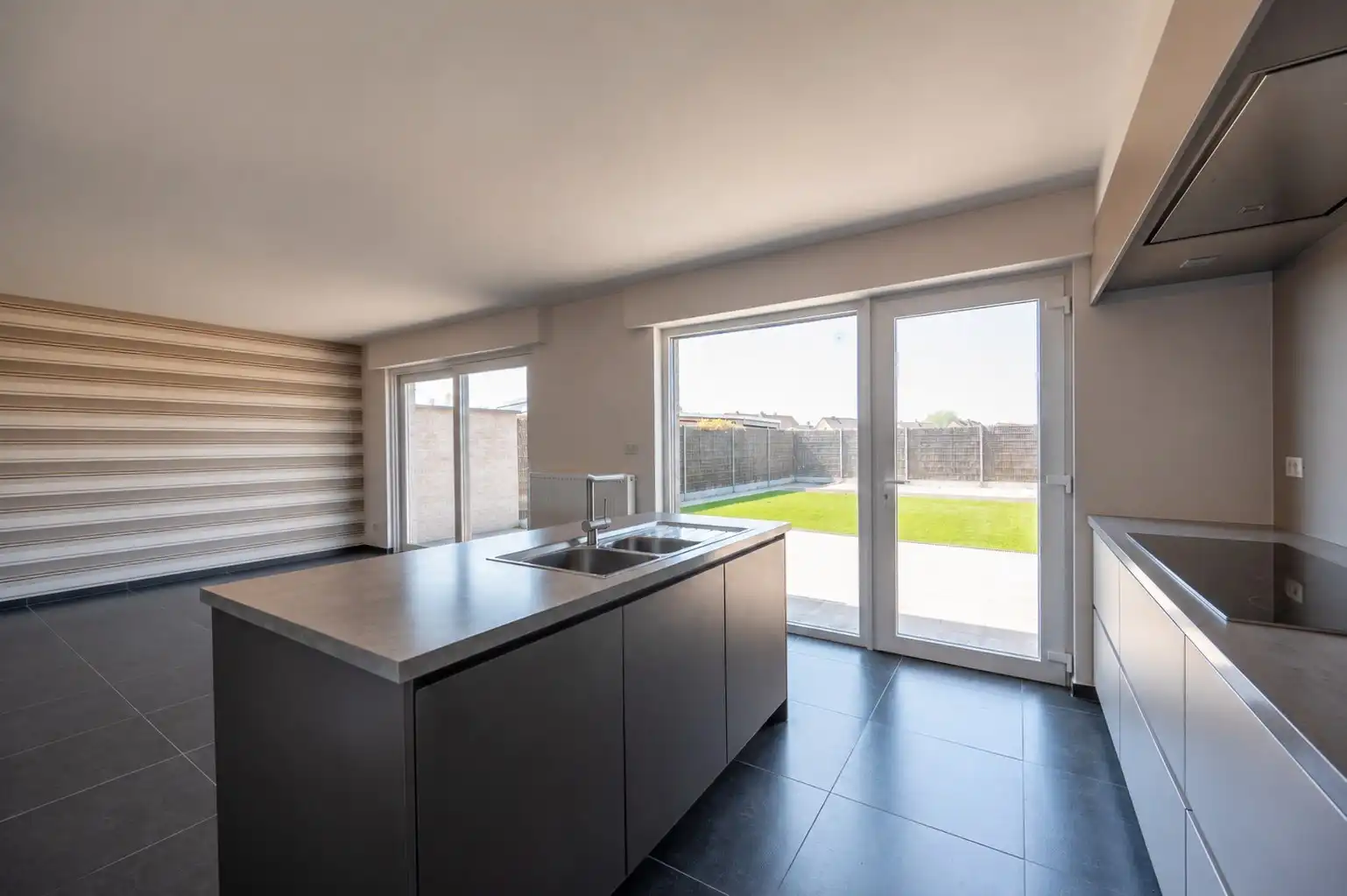 MAGNIFIEK RUIME GEZINSWONING TE BREDENE DORP foto 7
