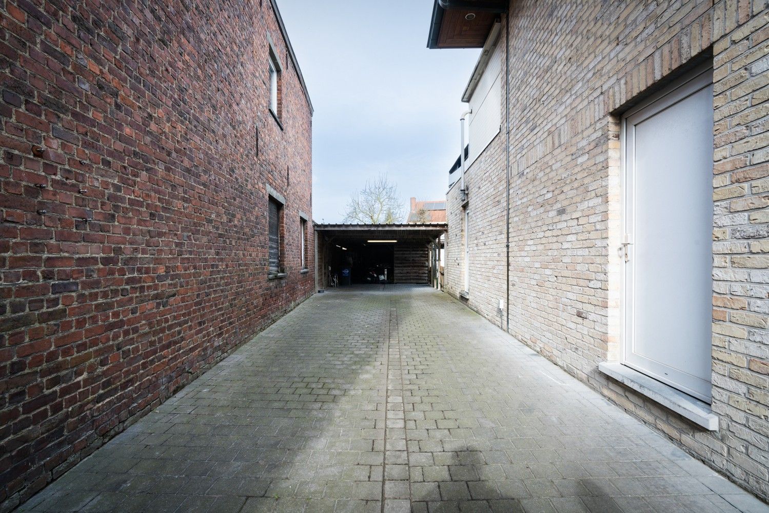 Uiterst ruime handelswoning te koop in centrum Aalbeke - regio Kortrijk foto 34