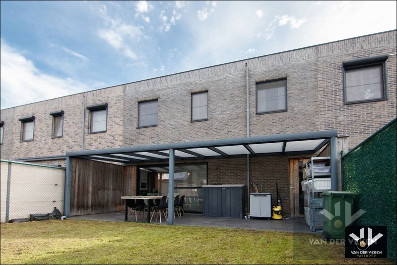 Instapklare, recente en energiezuinige woning met 3 slpk en volledig omheinde tuin foto 24