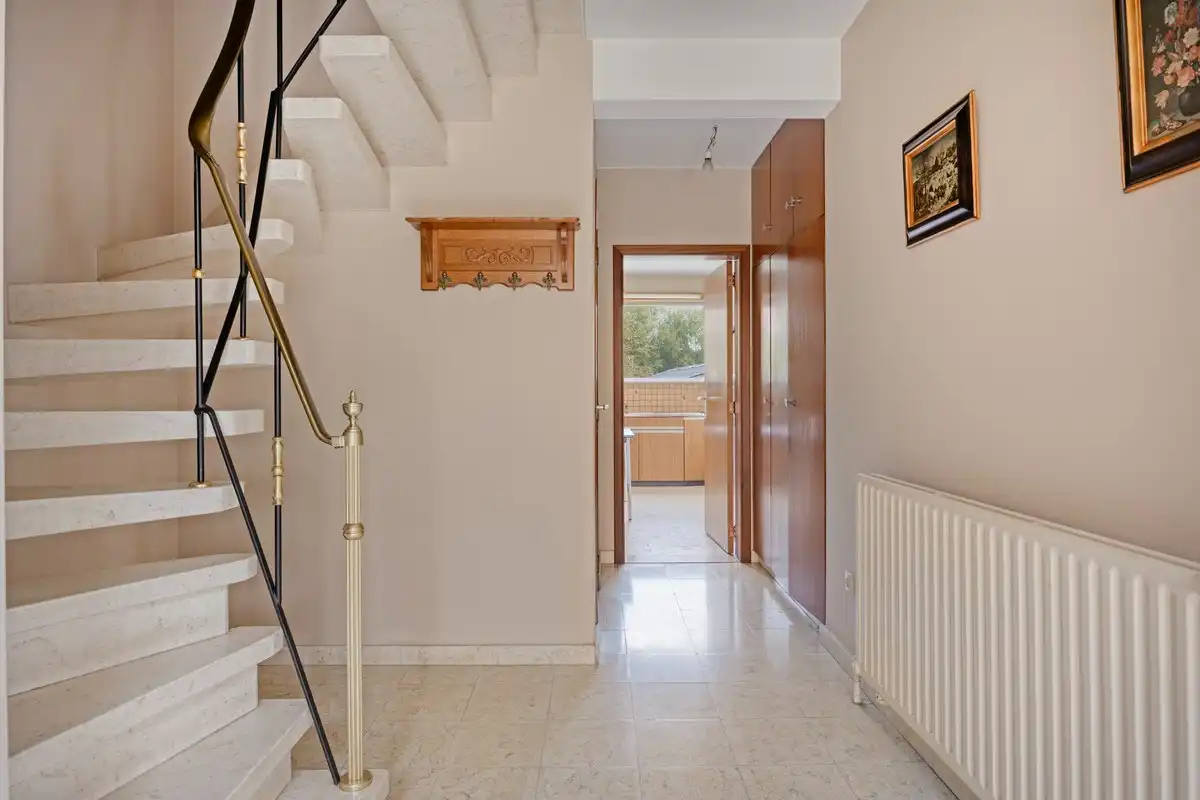 Halfopen bebouwing met 3 ruime slaapkamers. foto 8