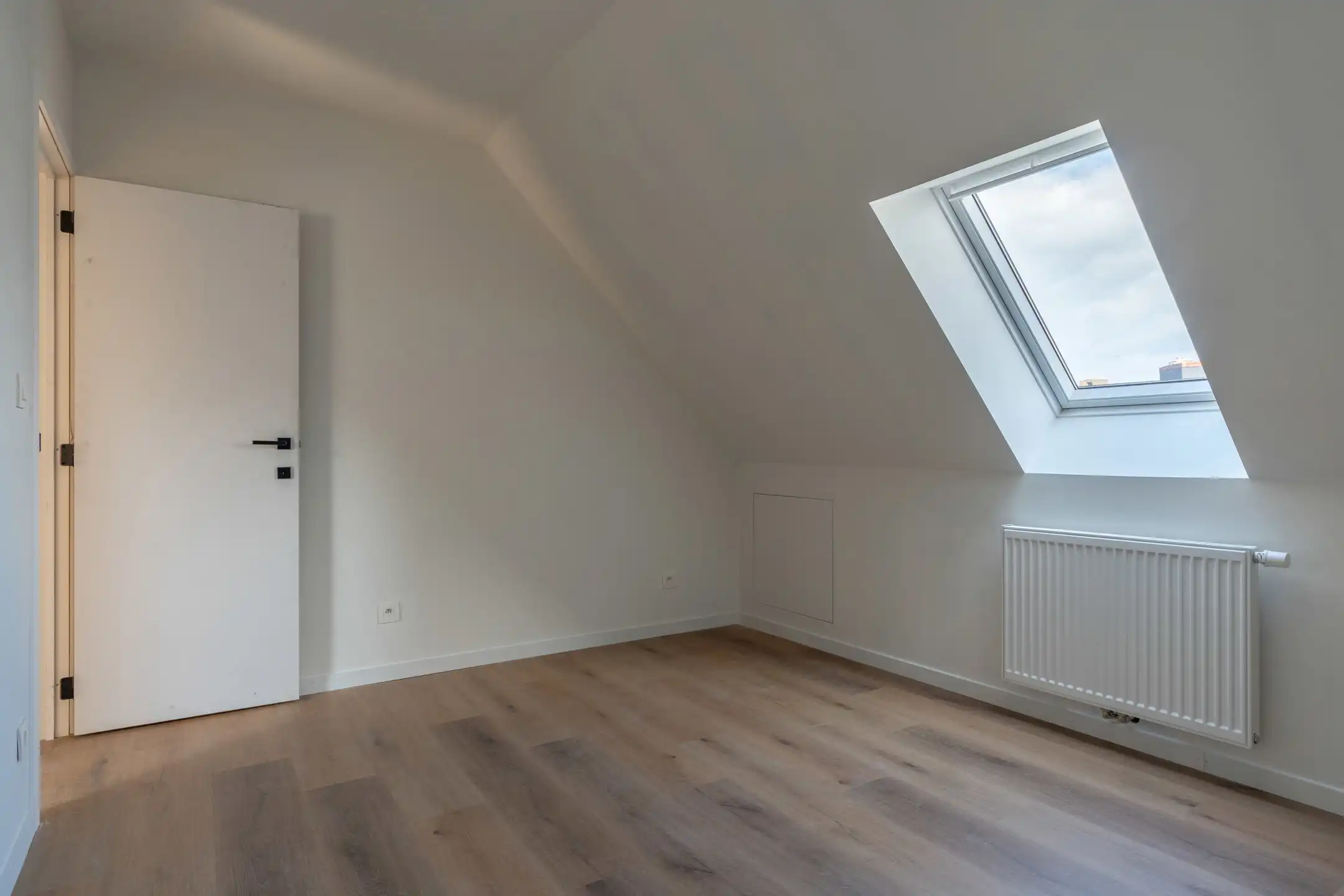 Vernieuwbouwwoning ('26) met 3 slpk op 306 m²met achteringang foto 25