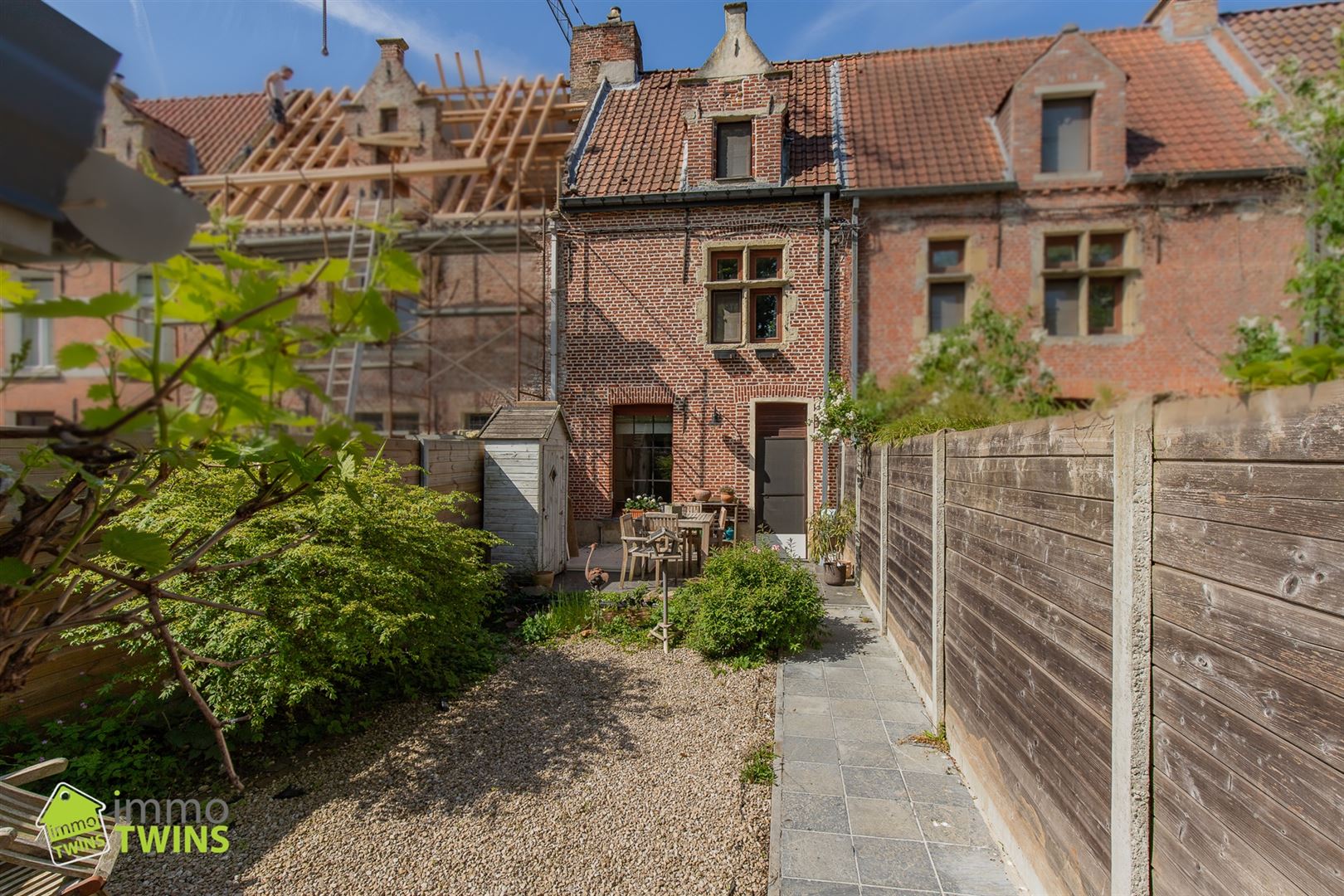 ()=>{if(producerUpdateValueVersion(node),producerAccessed(node),node.value===ERRORED)throw node.error;return node.value} Begijnhoflaan 38 - 9200 DENDERMONDE