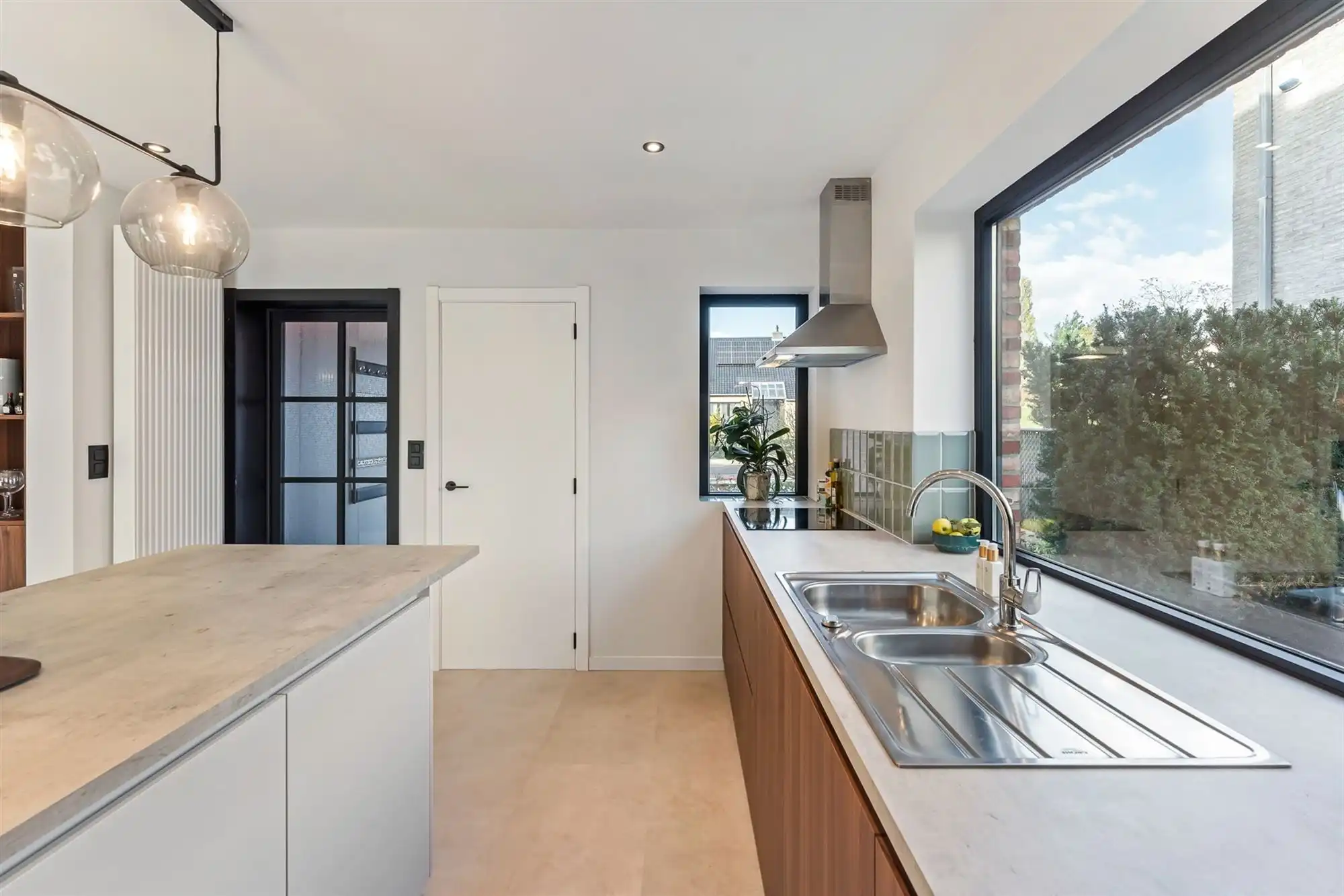 COMPLEET GERENOVEERDE WONING OP PERCEEL VAN BIJNA 9 ARE VLAK BIJ ZOLDER CENTRUM, OMGEVEN DOOR GROEN. foto 12