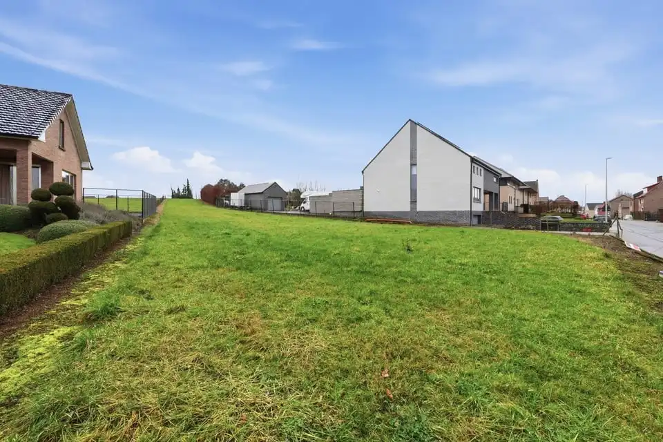 KNAPPE BOUWGROND GESCHIKT VOOR OPEN BEBOUWING IN TONGEREN foto 5