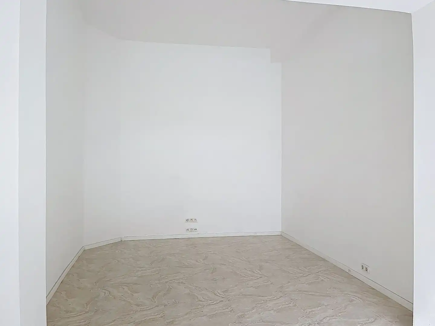 Instapklare gerenoveerde woning op toplocatie in Tienen foto 15